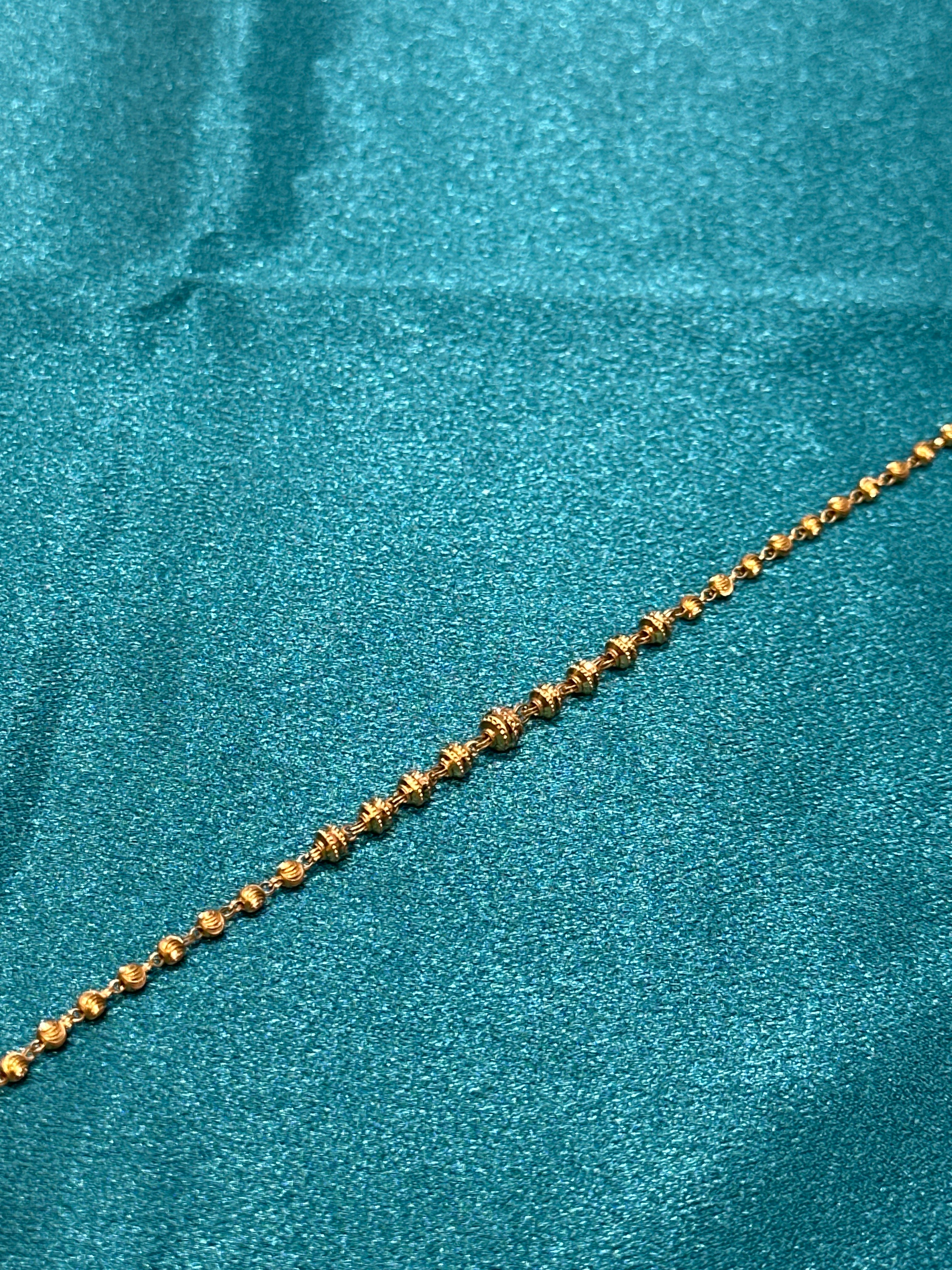 22K Gold Bracelet With Bead Design & Thicker Beads In The Centre