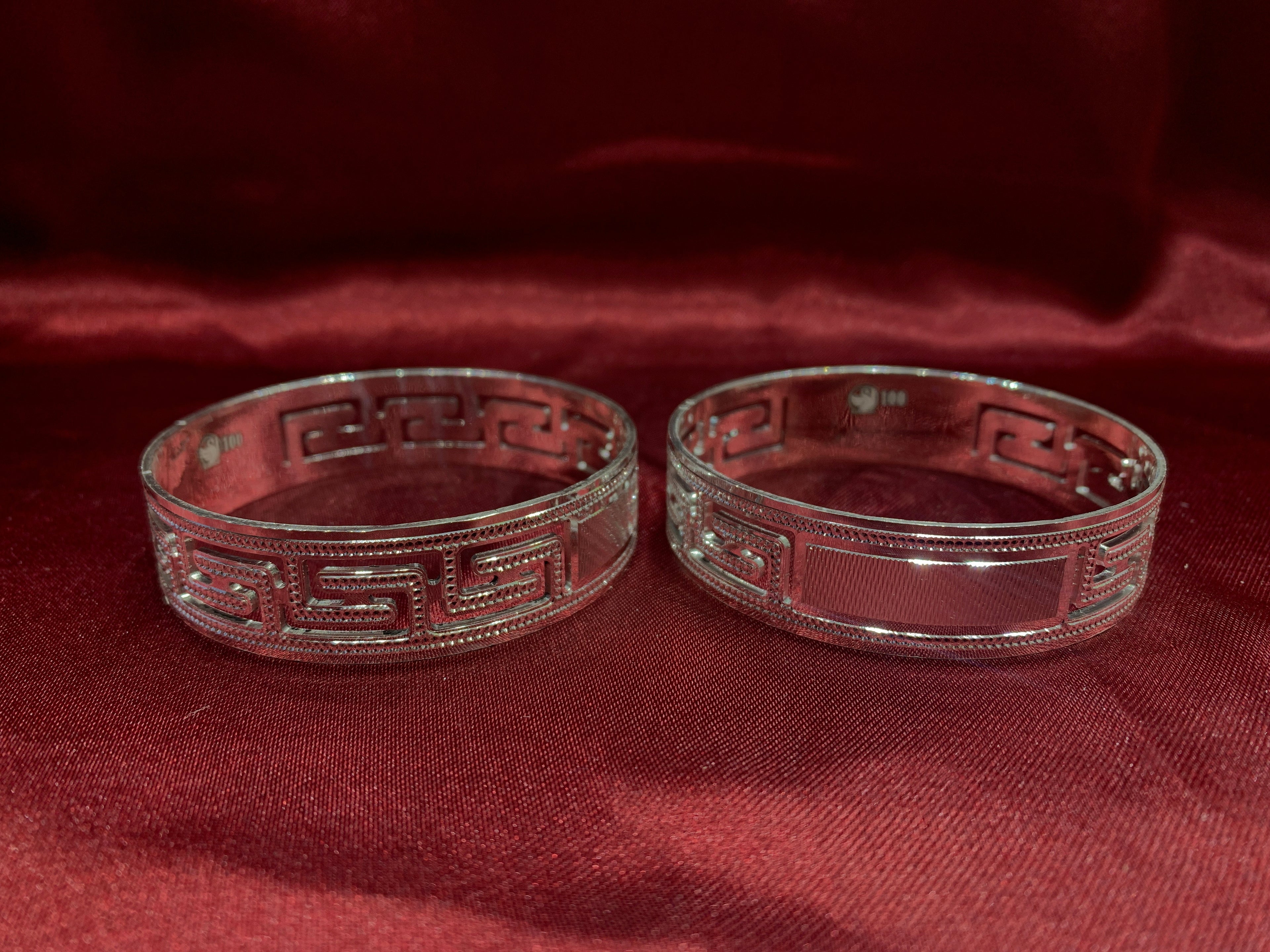 Traditional silver bangles B13