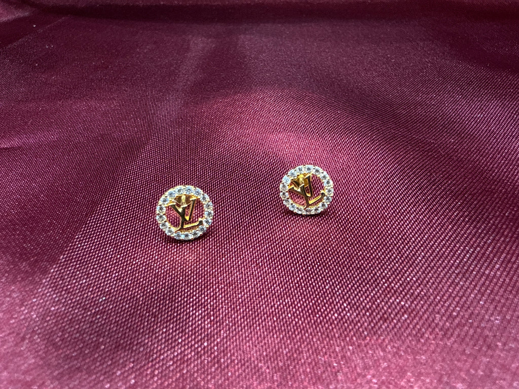 22k Gold Pendant and Earrings
