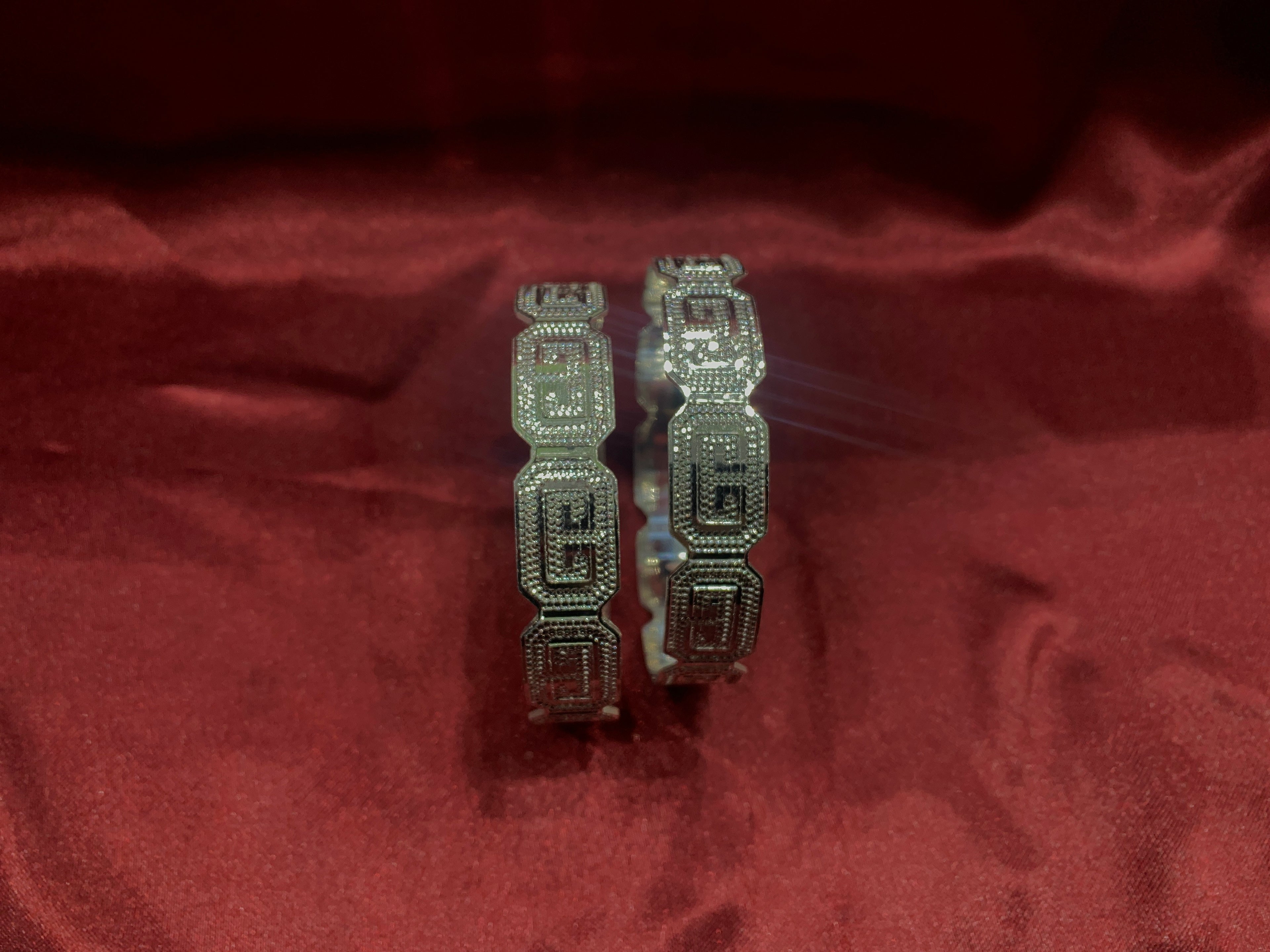 Traditional silver bangles B11