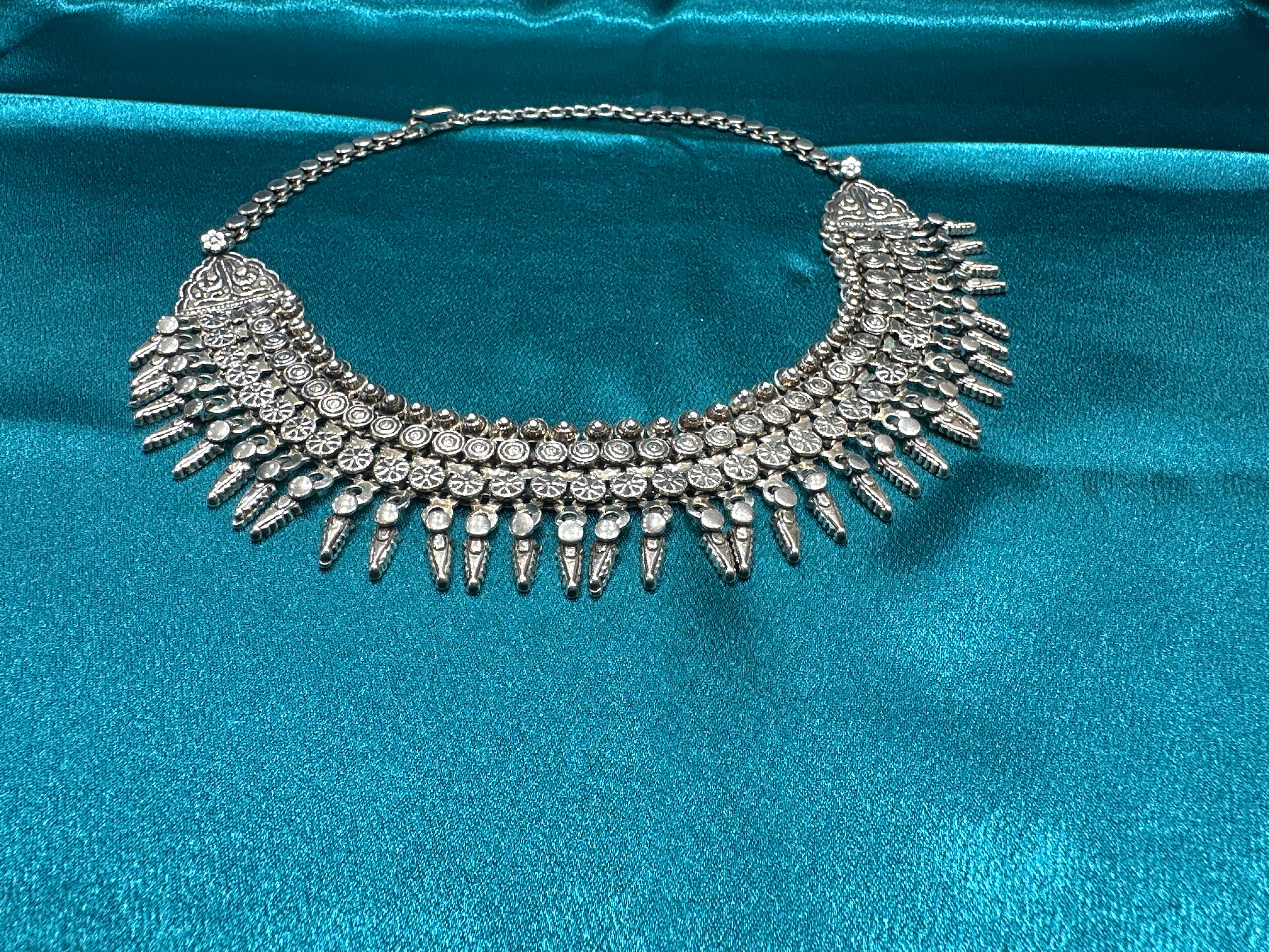 Antique Style Designer Silver necklace