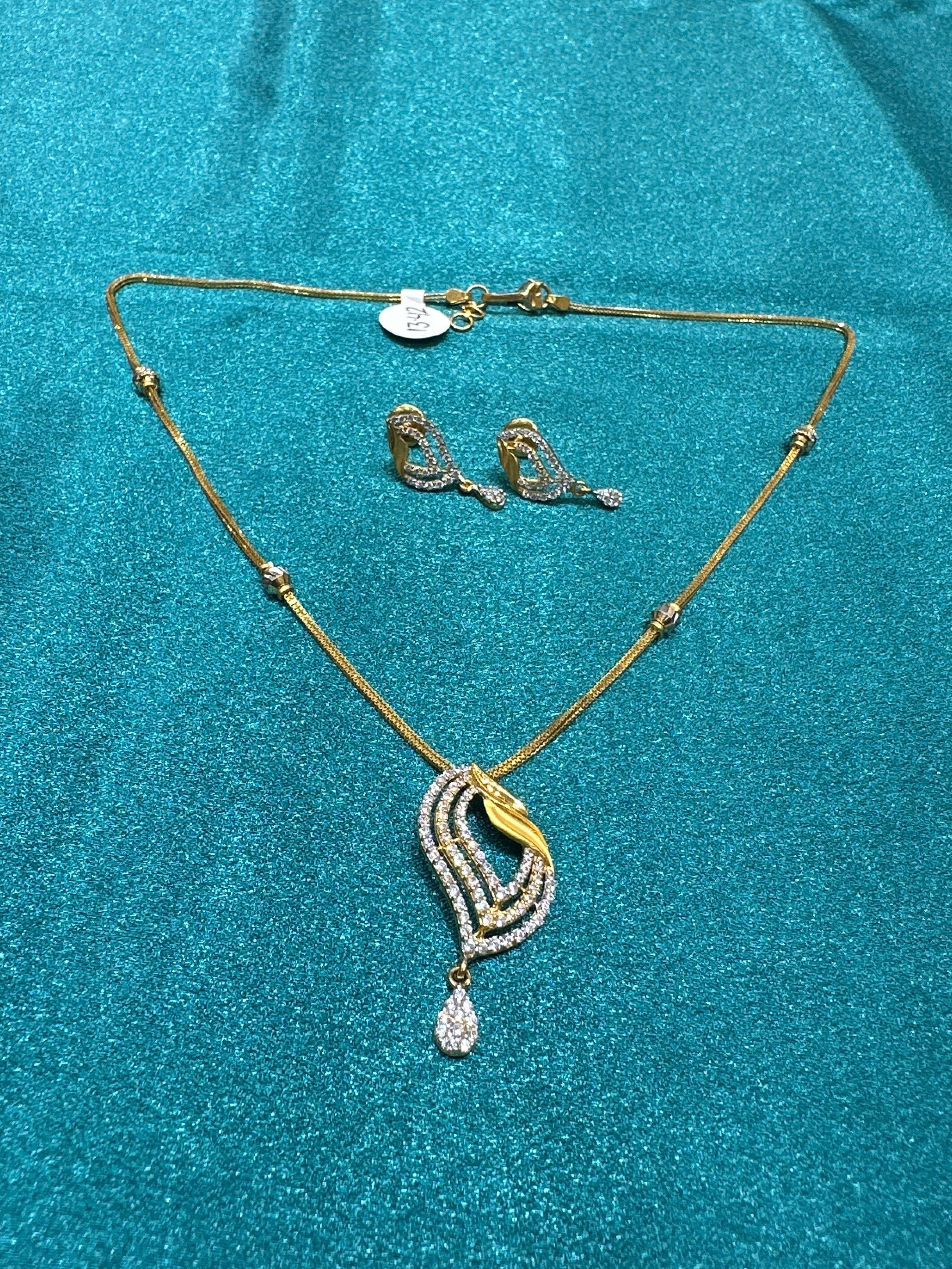 22k Gold Designer Necklace