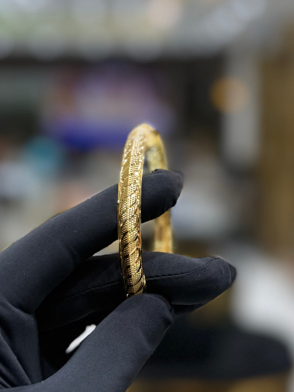 22k Gold Men’s CNC Kara (GK0002)