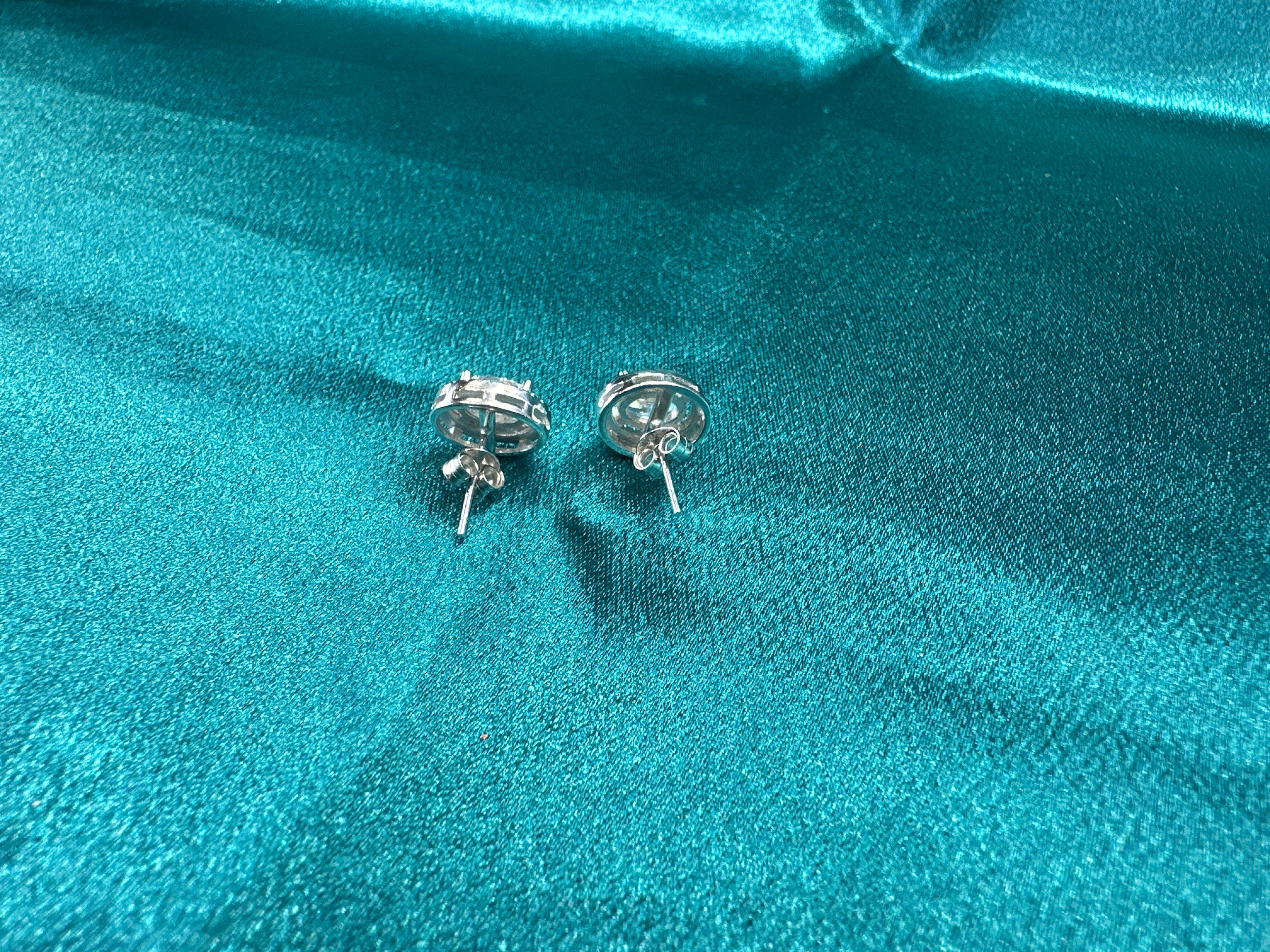 Women’s Fancy Silver Earrings