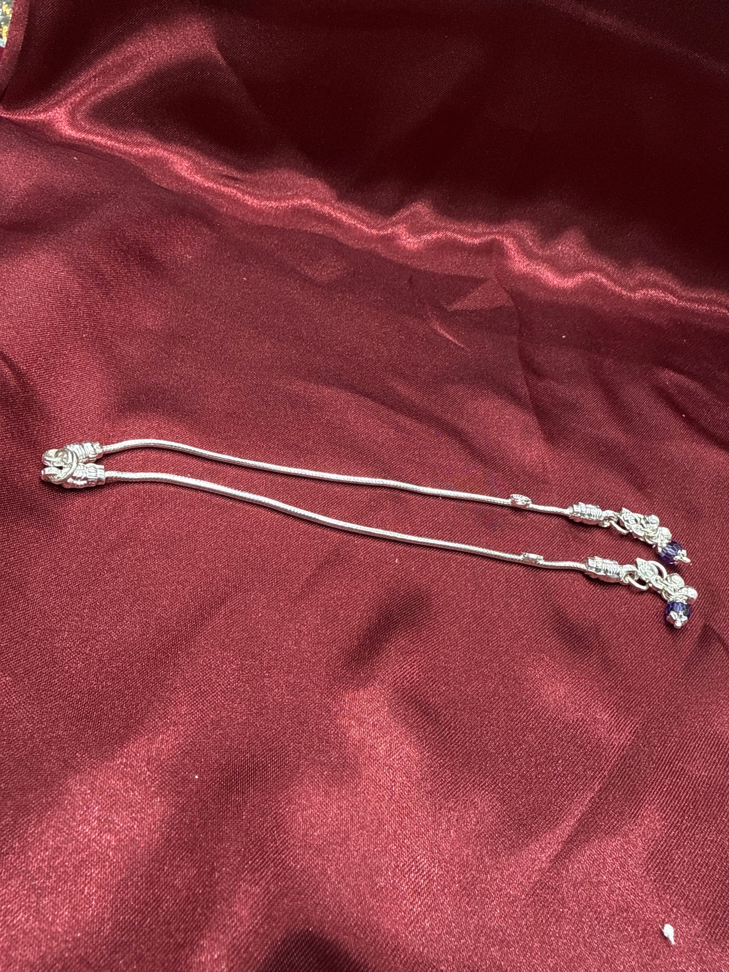 Kids plain silver anklets with purple stones at the locks (6-9 year old)