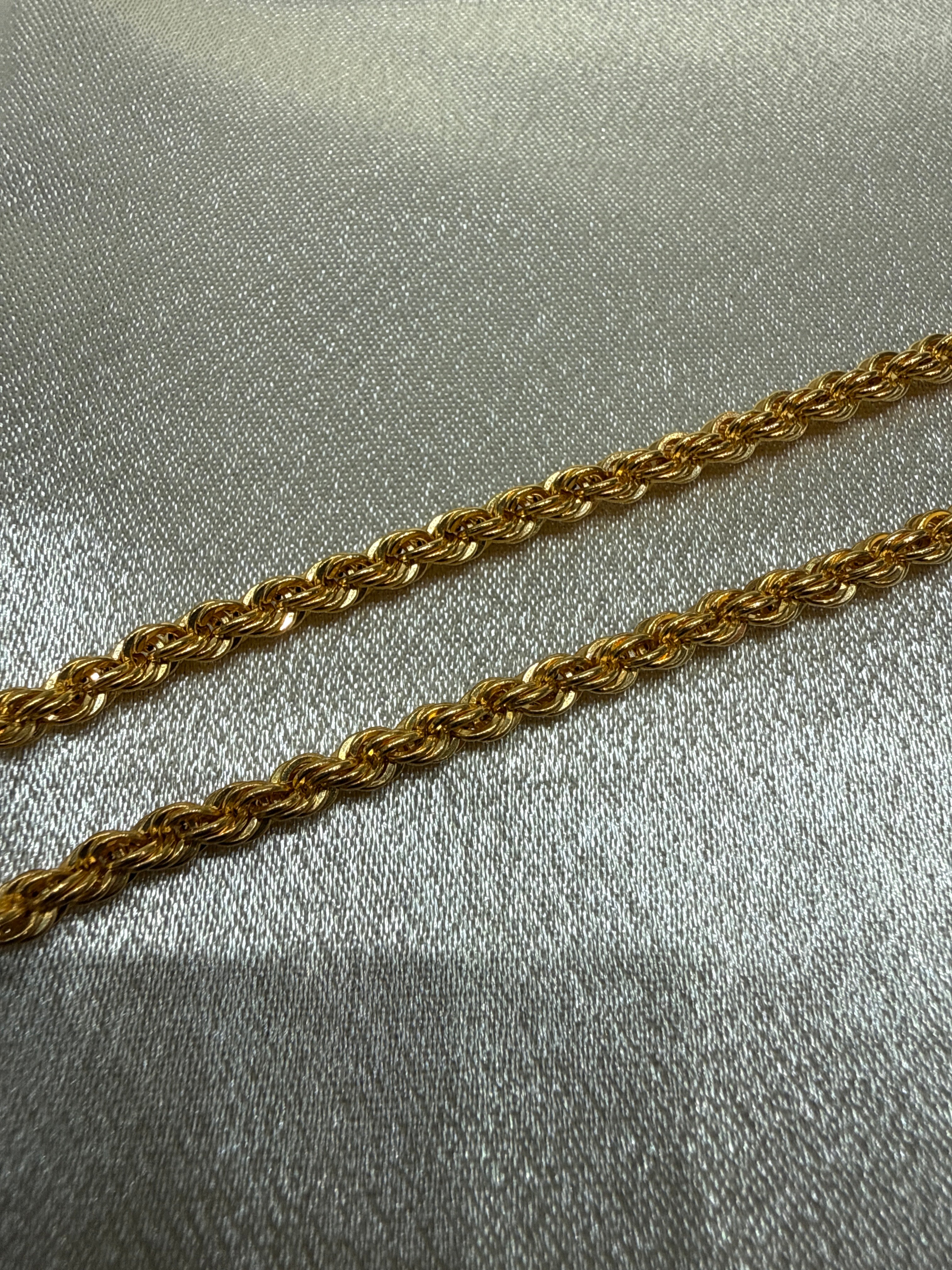 22K Gold Chain (Hollow Rope Design)