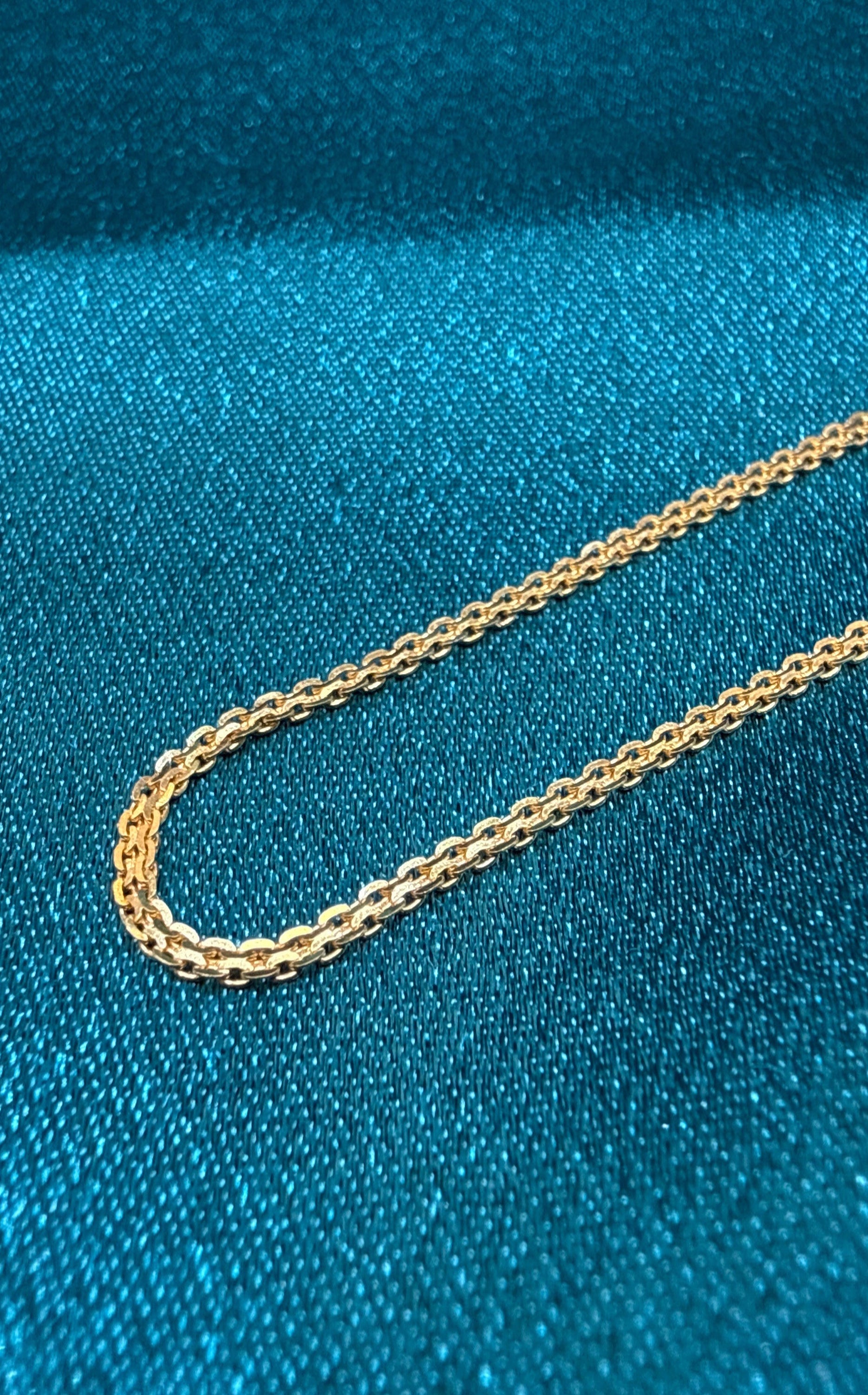22K Gold Chain (Flat Paperclip Design)