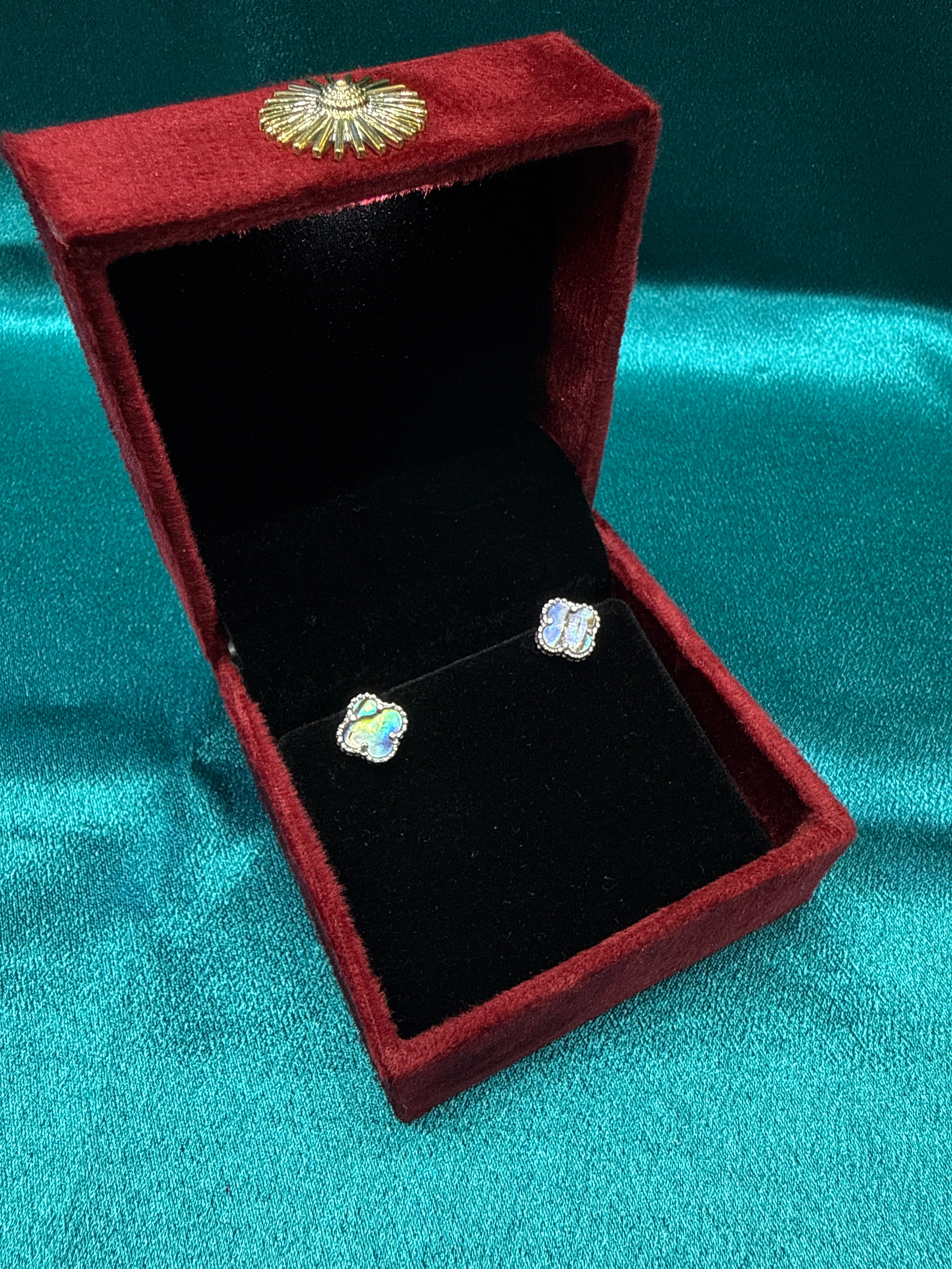 Women’s Fancy Clover Silver Earrings