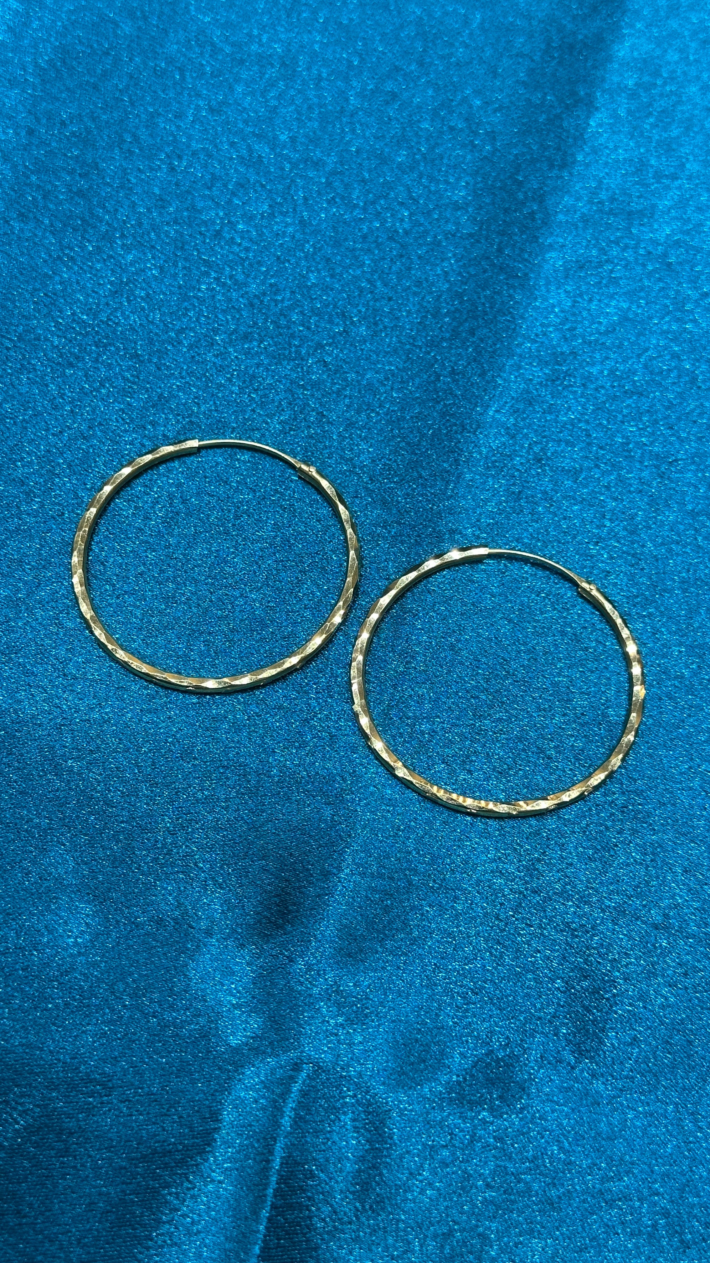 22K Gold Plain Designer Hoops