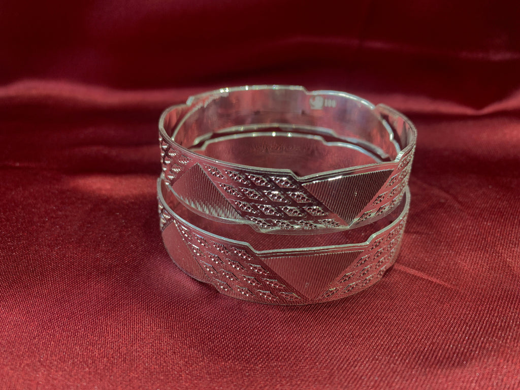 Traditional silver bangles B5