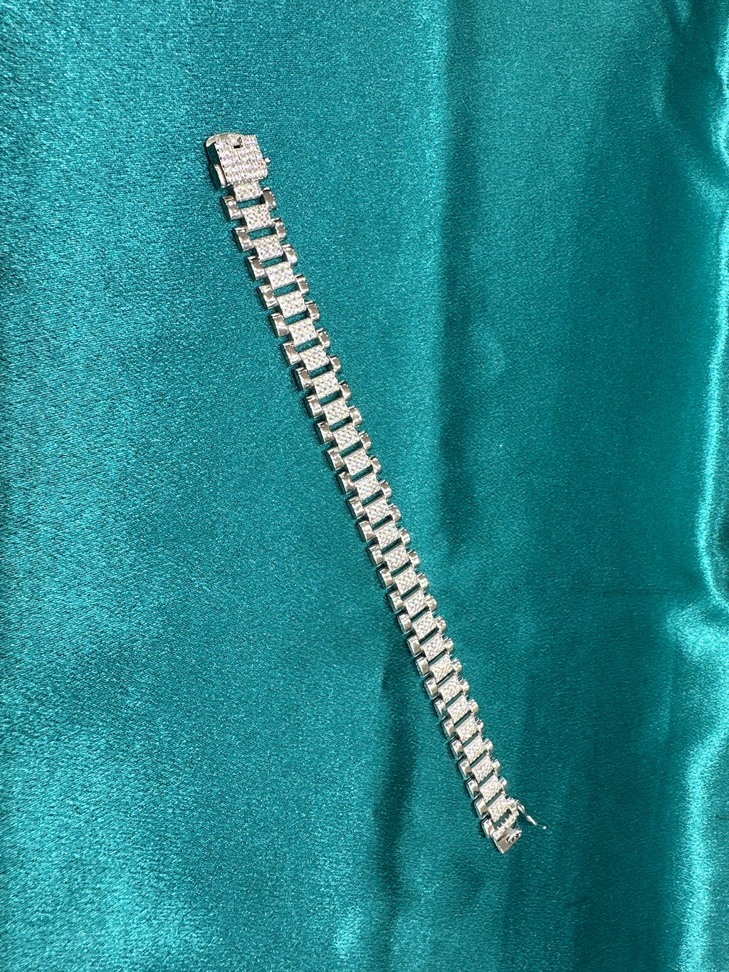 Men’s iced out silver 925 bracelet w/ CZ diamonds (12mm)