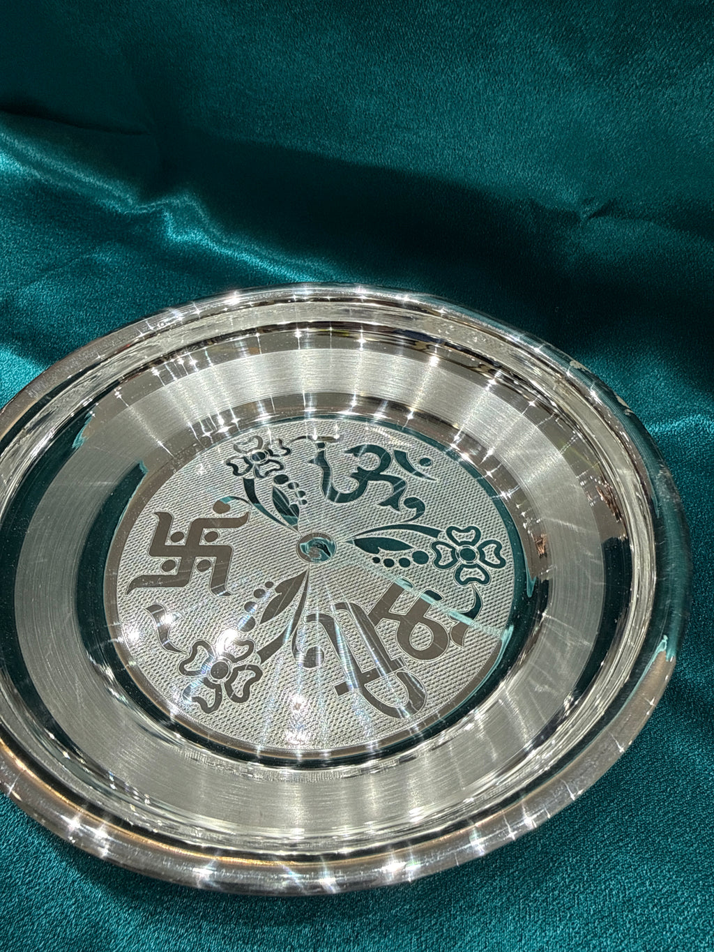 Designer Silver Plate (7 inch)
