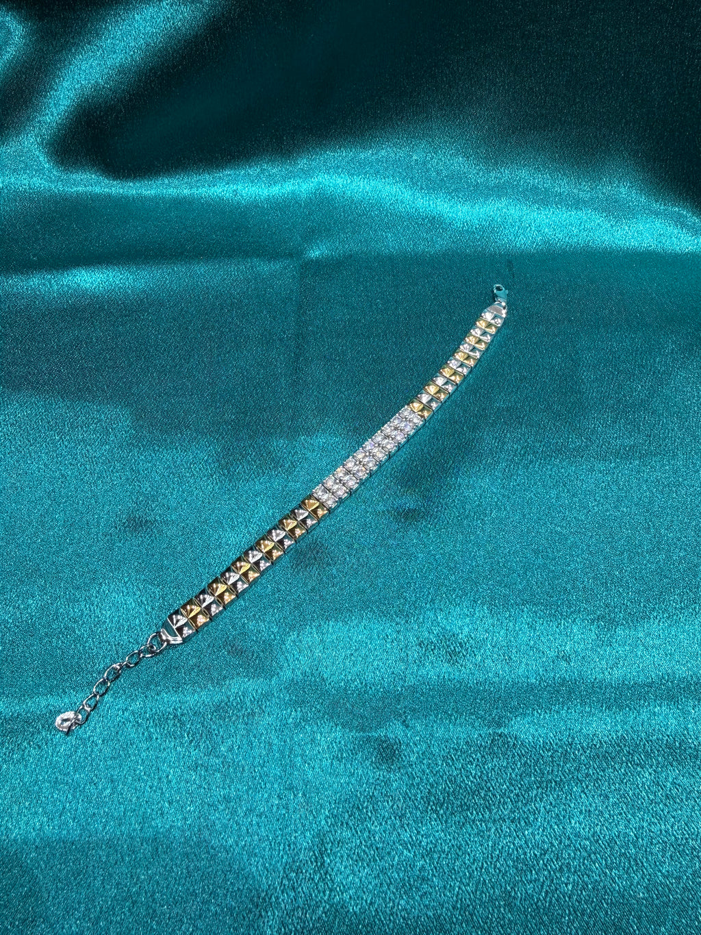 Women’s Gold Plated Silver 925 Bracelet w/ CZ diamonds