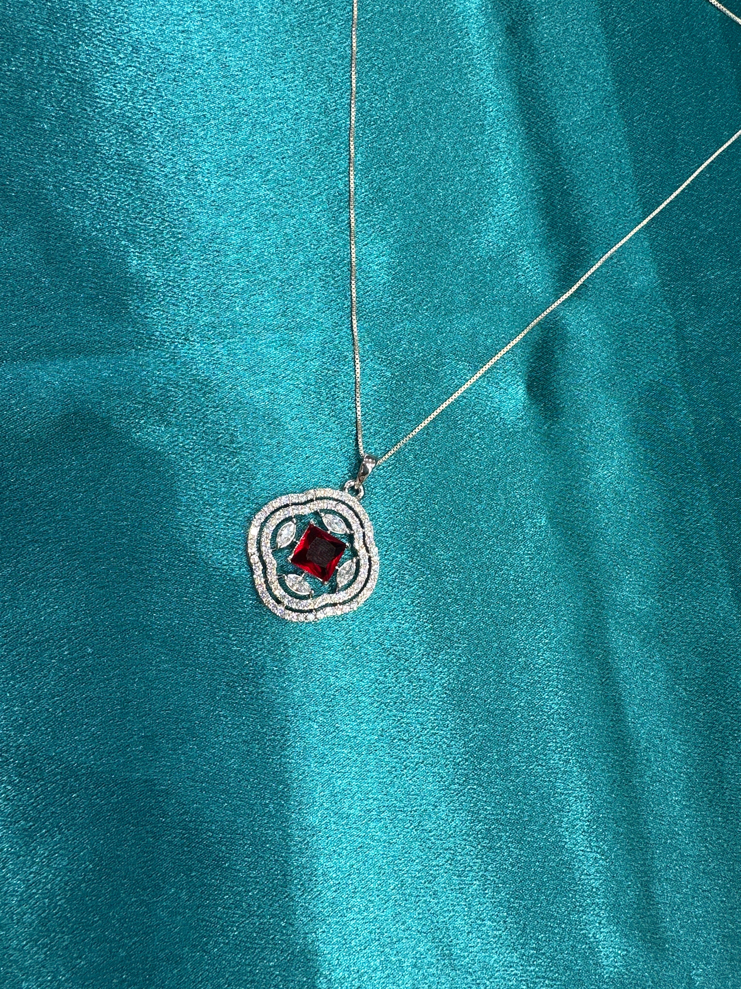 Women’s Fancy Silver pendant set