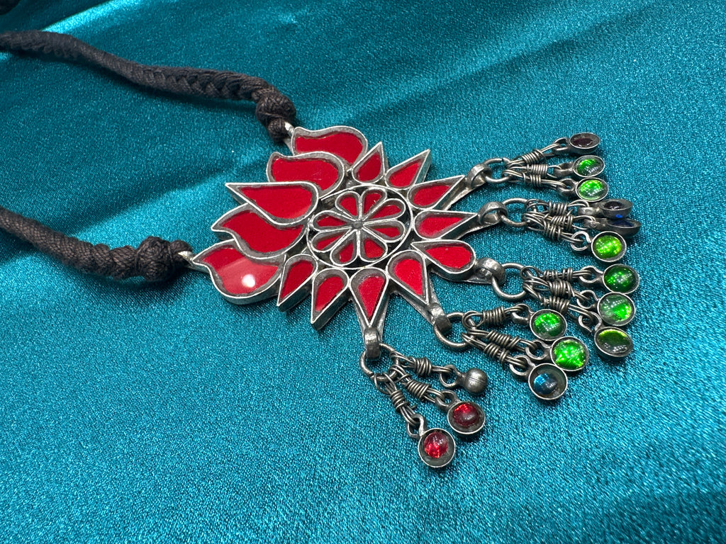 Antique Style Designer Silver necklace