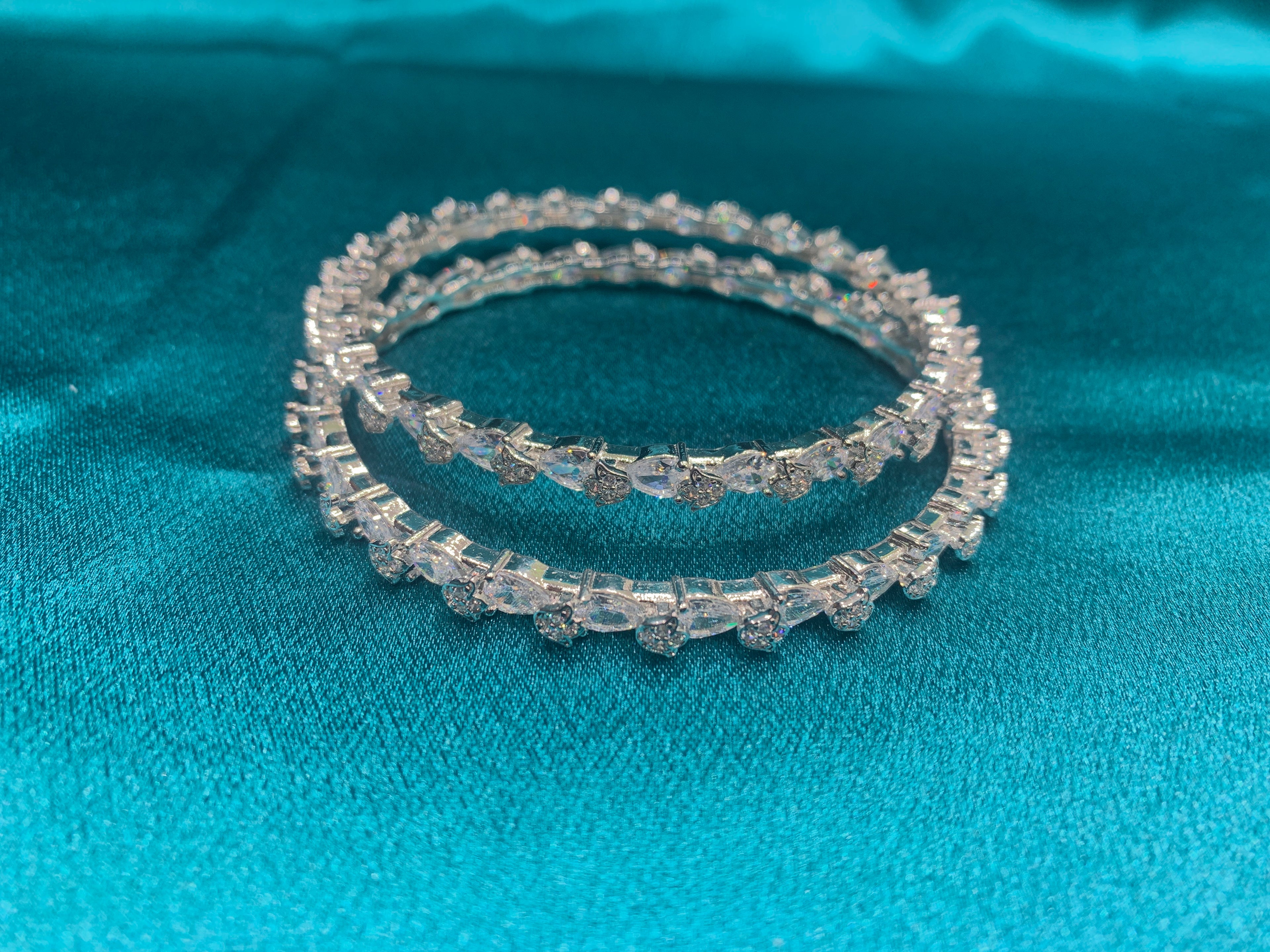 Elegant CZ diamond silver bangles with tulips design