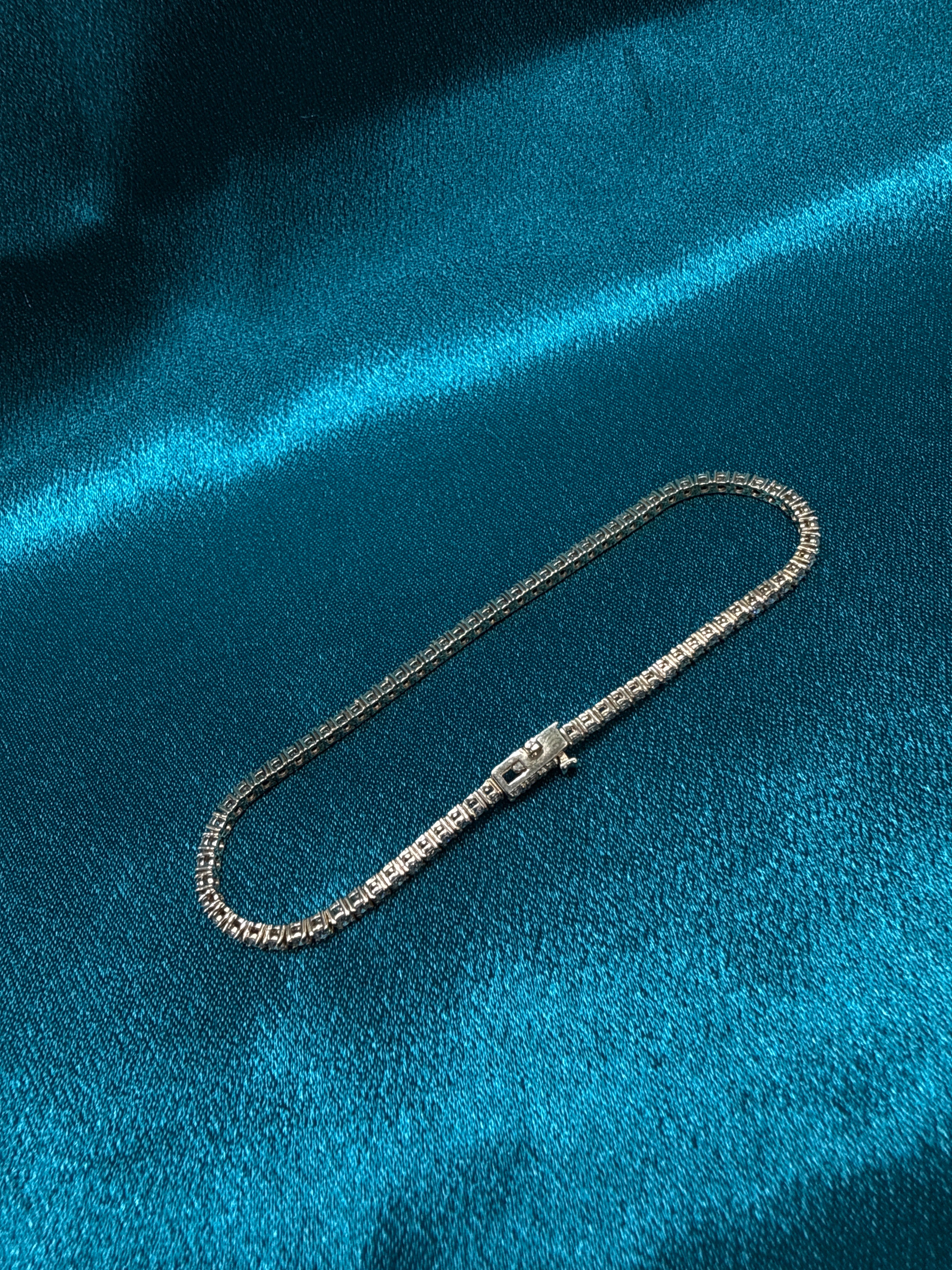 VVS Diamond Tennis Bracelet 2 Carat (7”)