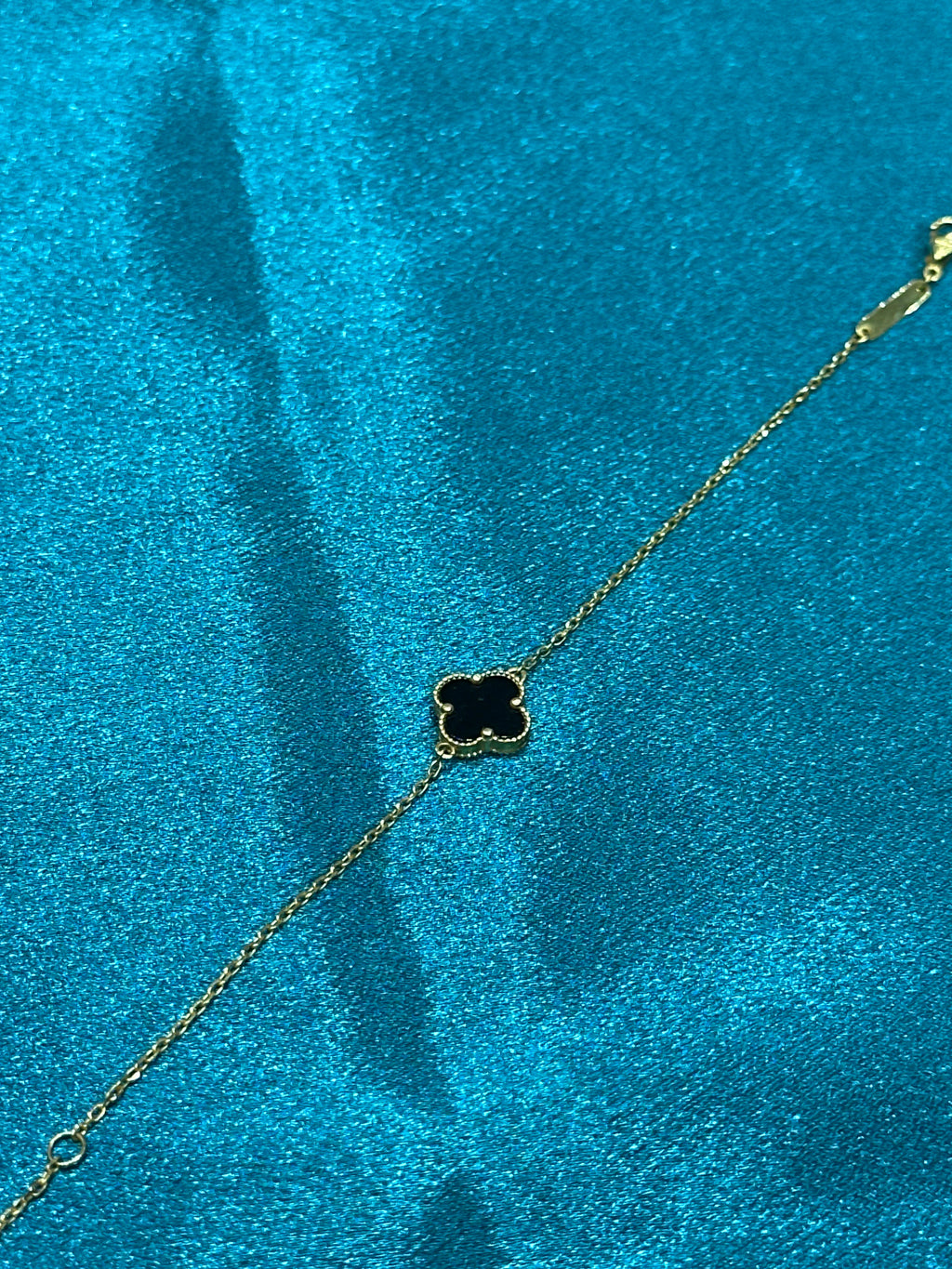 22K Gold Bracelet 1 Black Clover Design