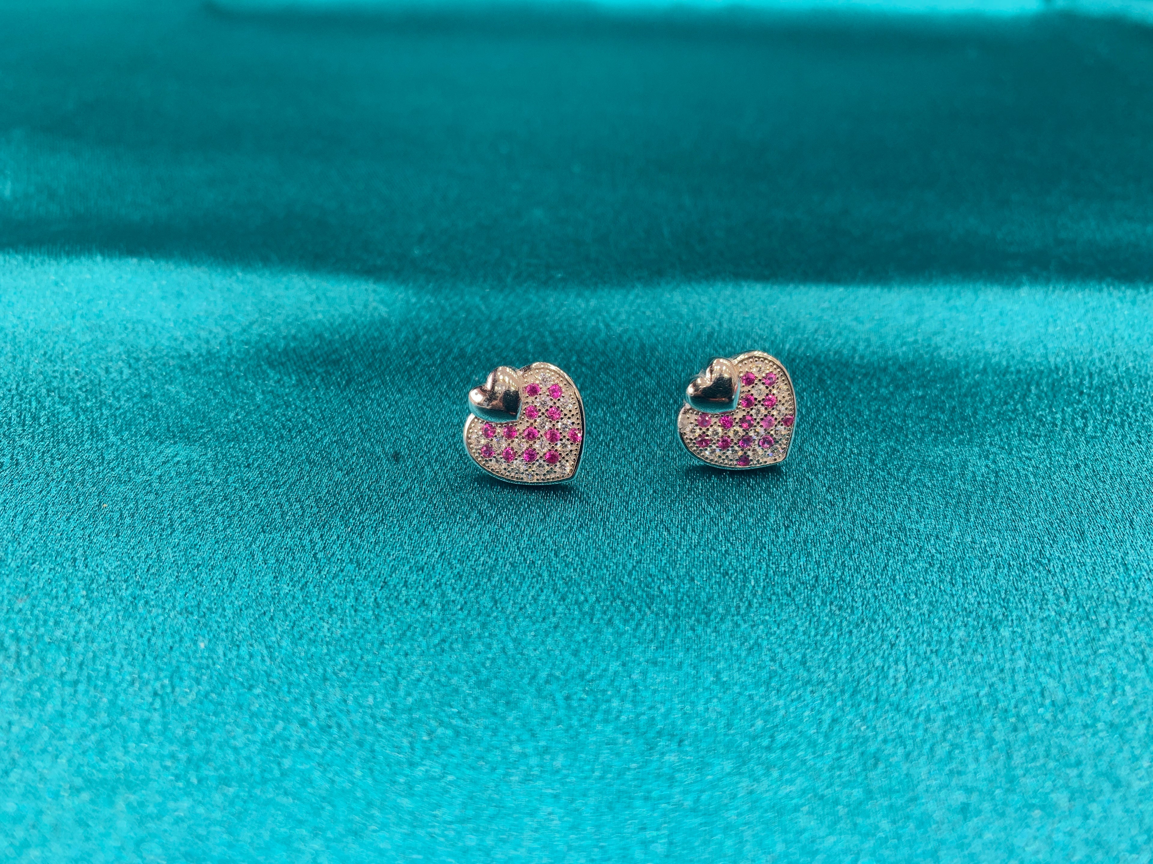 Women’s Fancy Silver pendant set