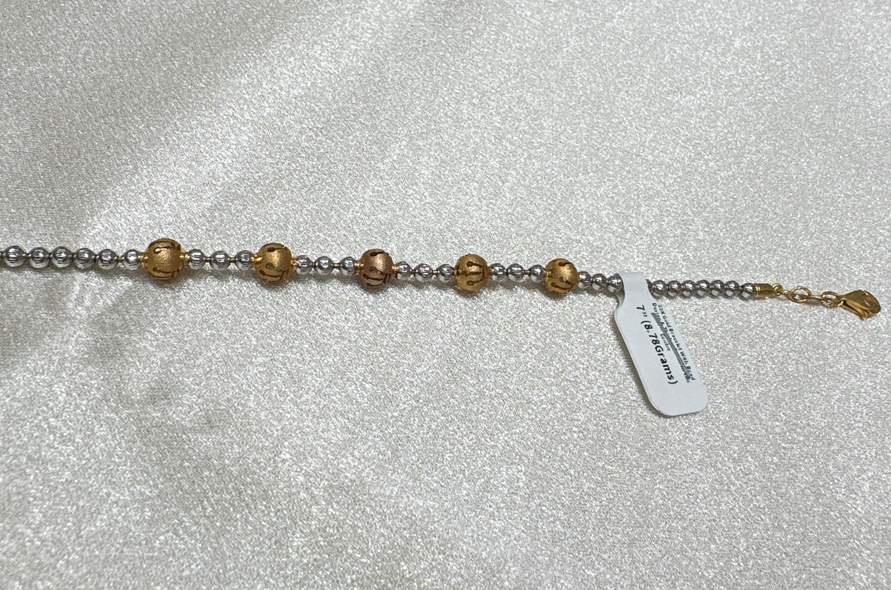 22K Gold Bracelet With Bead Design & Thicker Beads In The Centre
