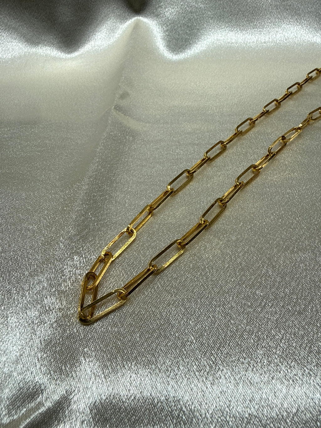 22K Designer Gold Chain (Paperclip Design)
