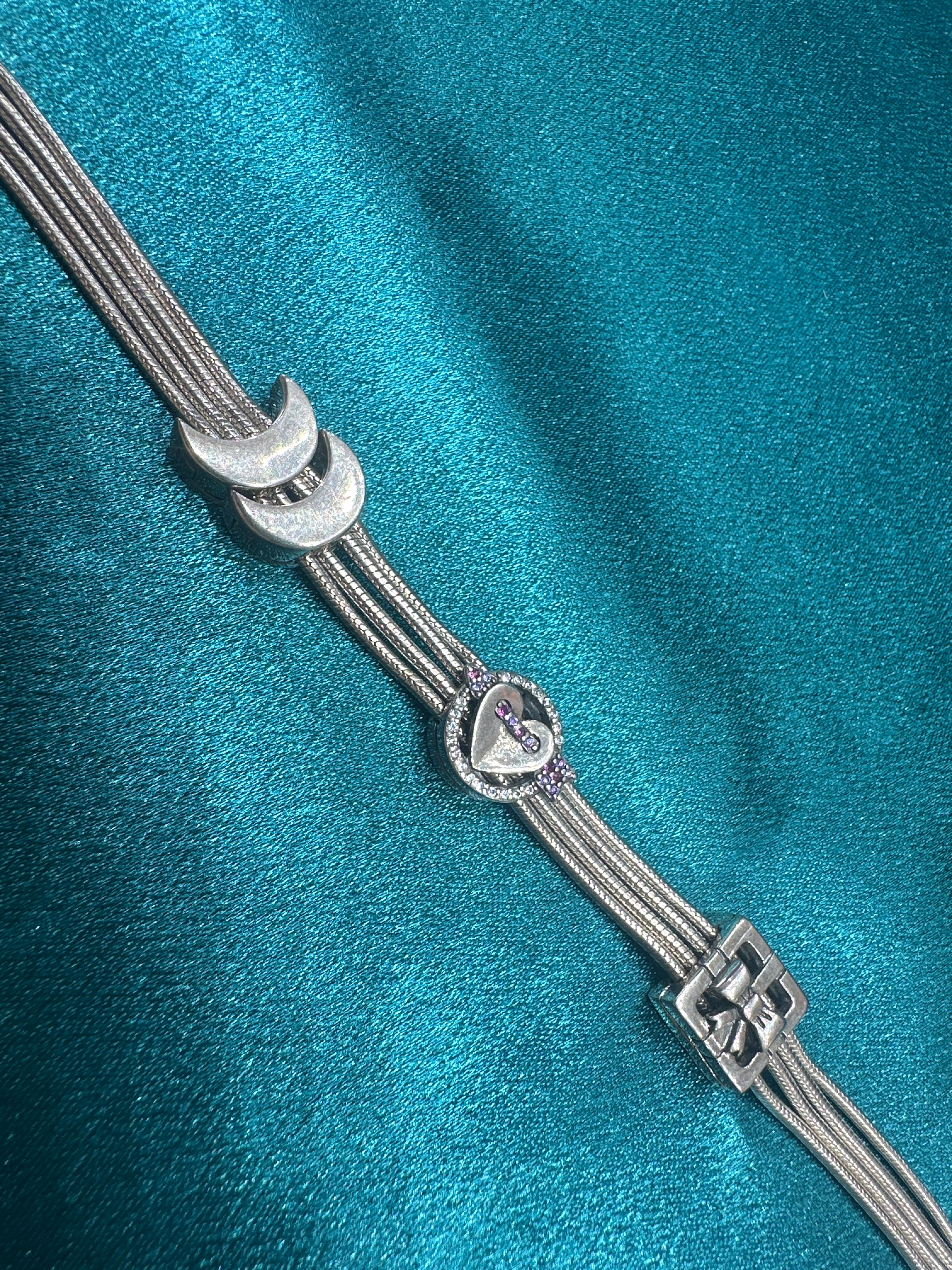 Antique Style Designer Silver bracelet