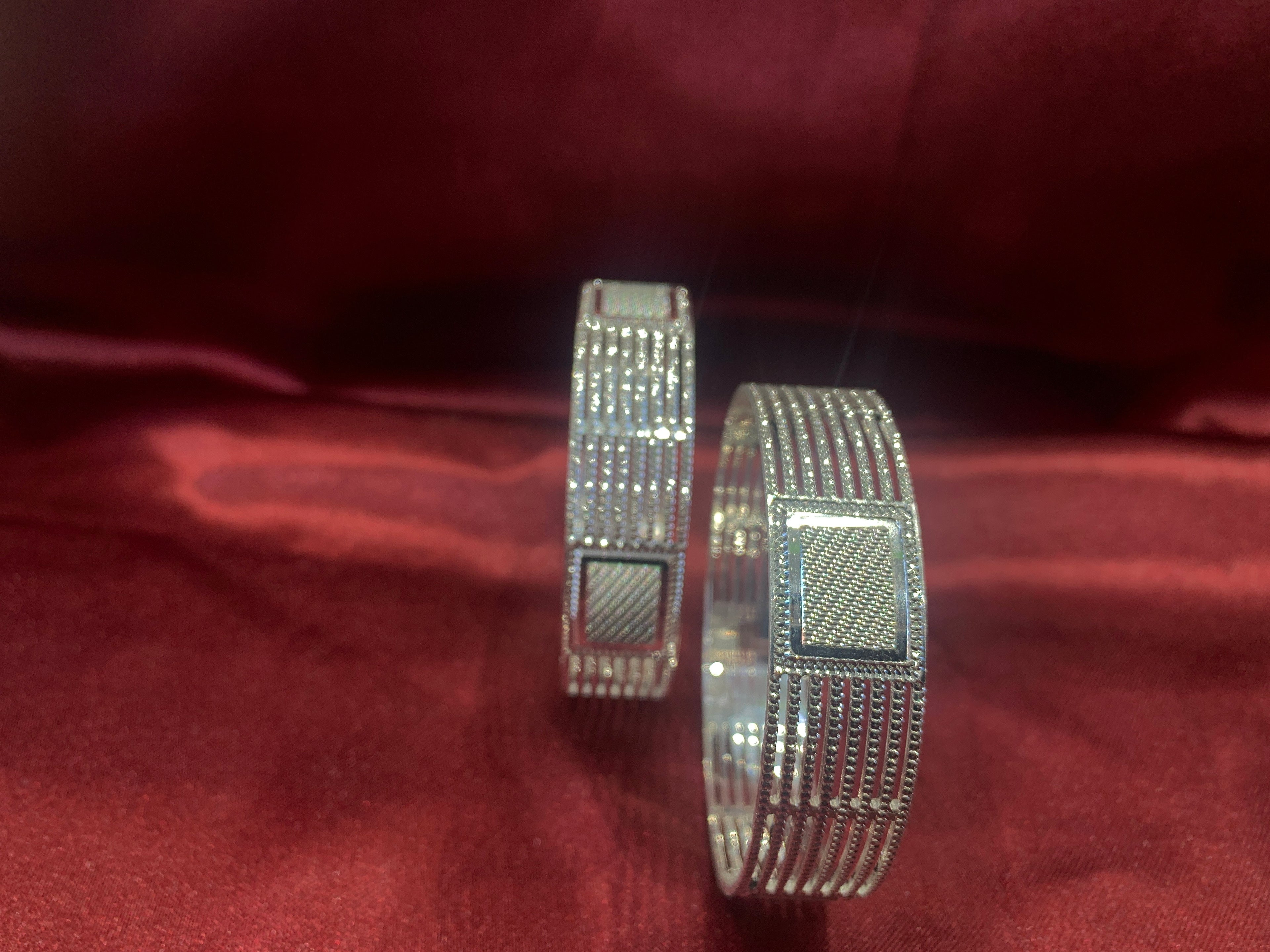 Traditional silver bangles B3
