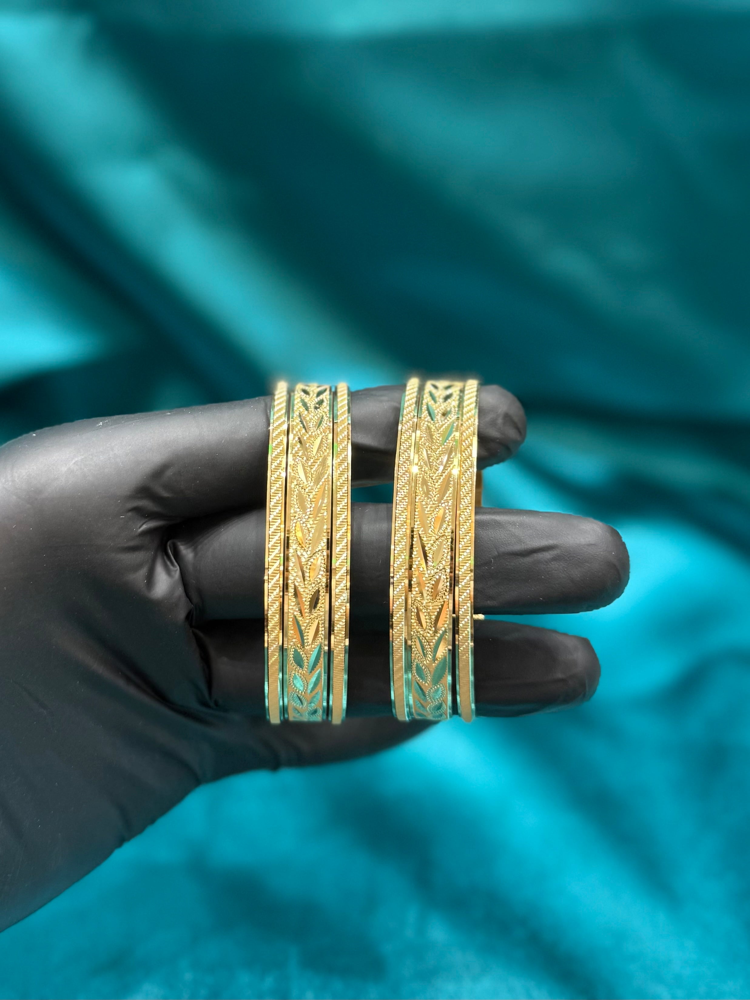 Women’s 22k Gold Mix n Match Bangles Set