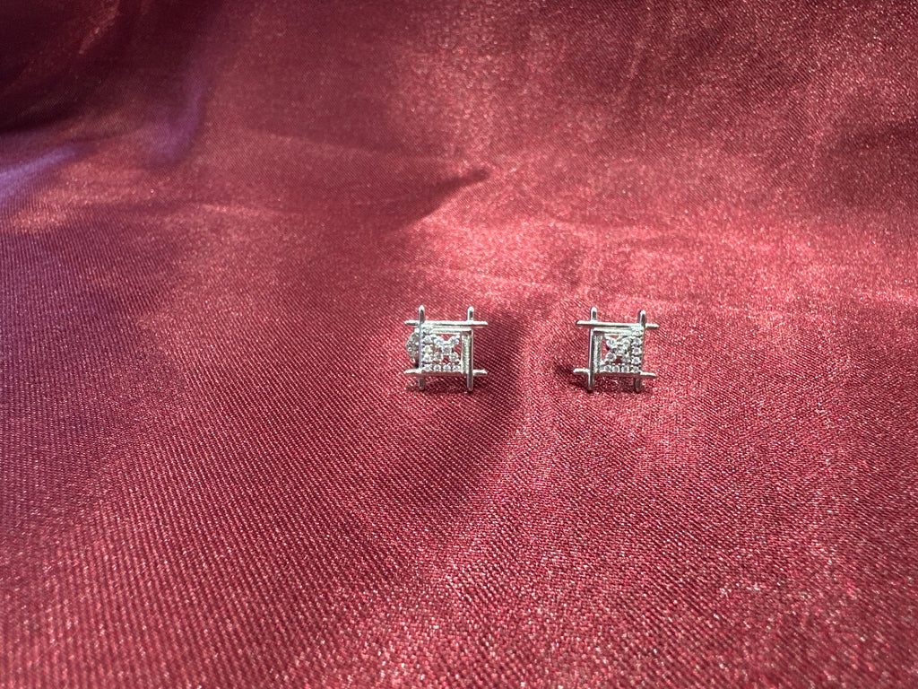 Women’s Fancy Silver pendant set