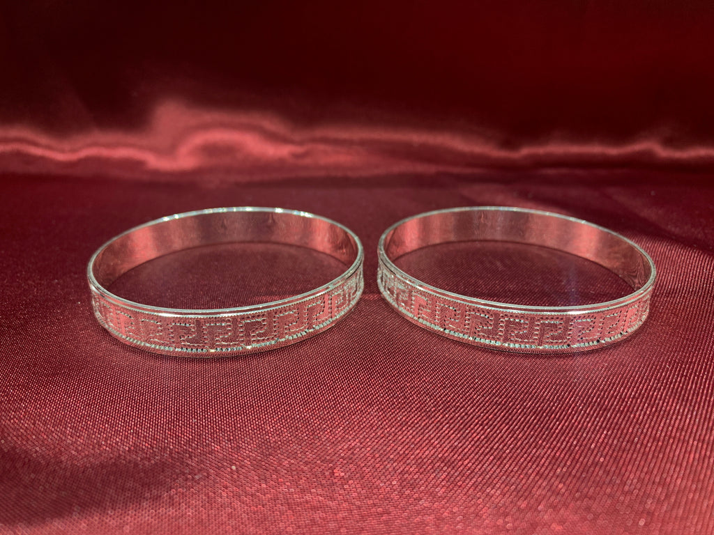 Traditional silver bangles B27