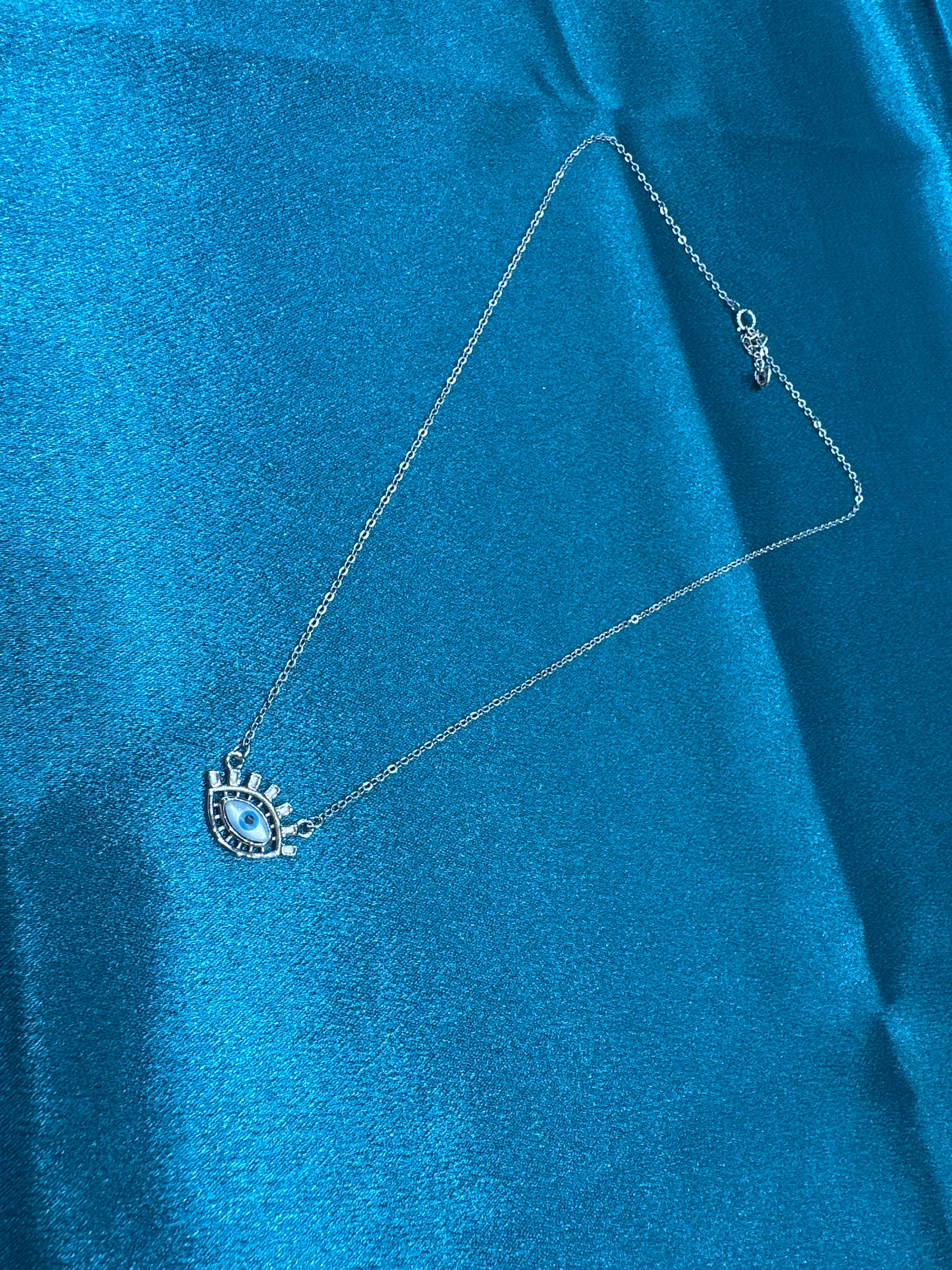 Women’s Fancy Silver pendant chain