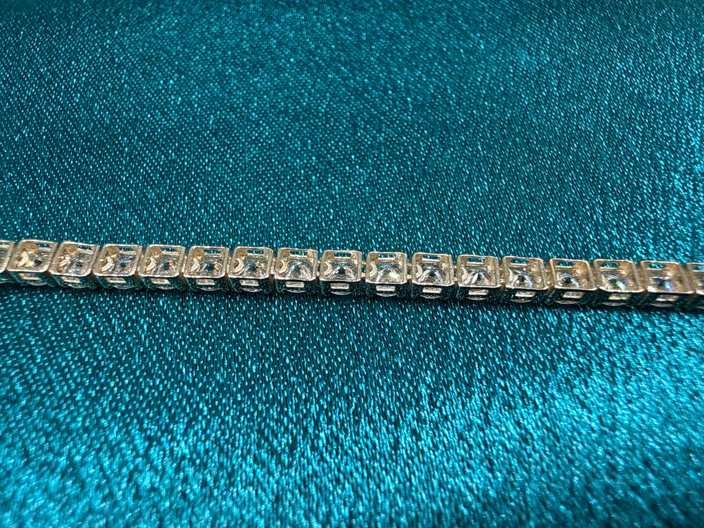 VVS Diamond Tennis Bracelet 5 Carat (7”)