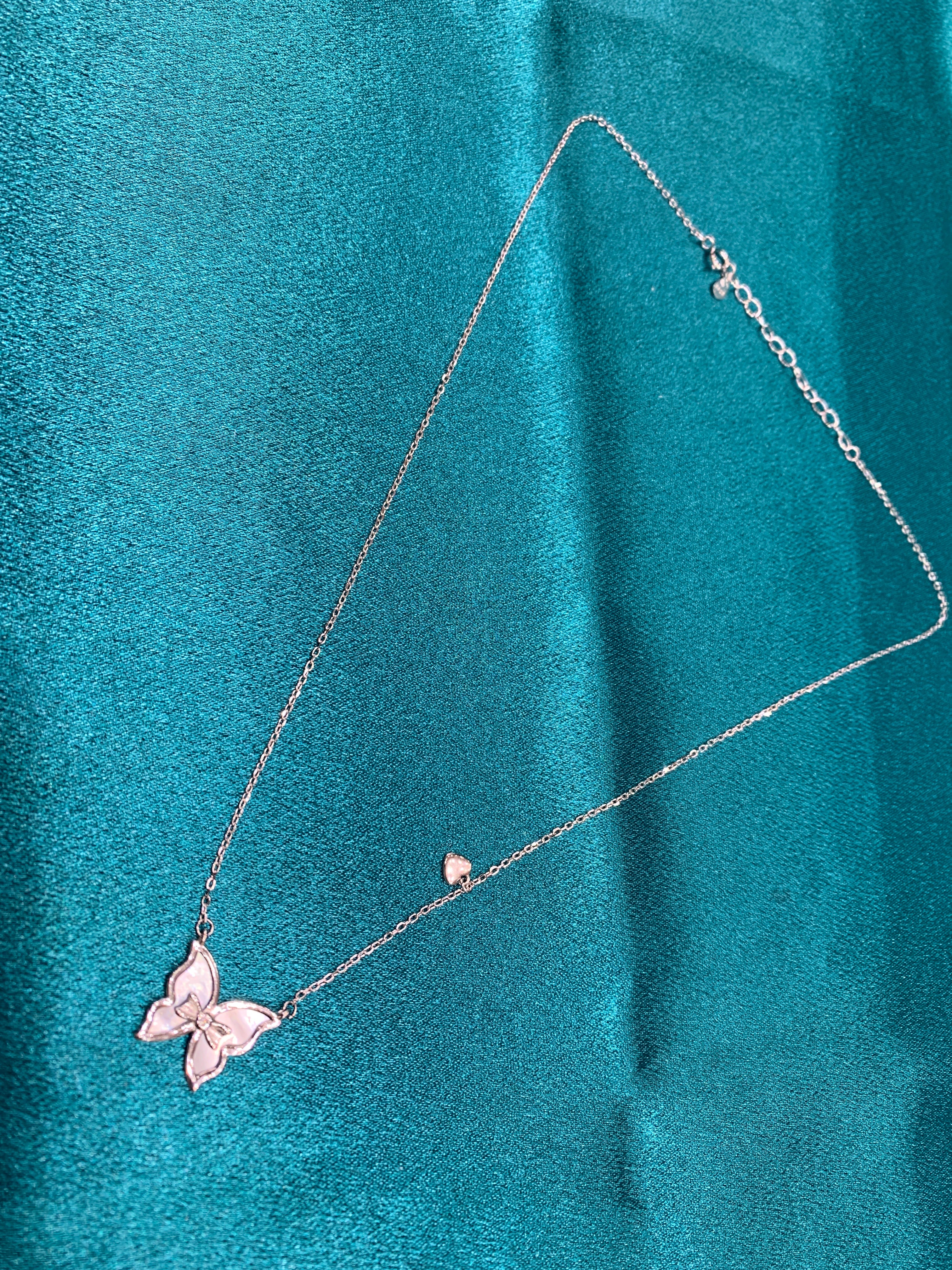 Women’s Fancy Silver pendant chain