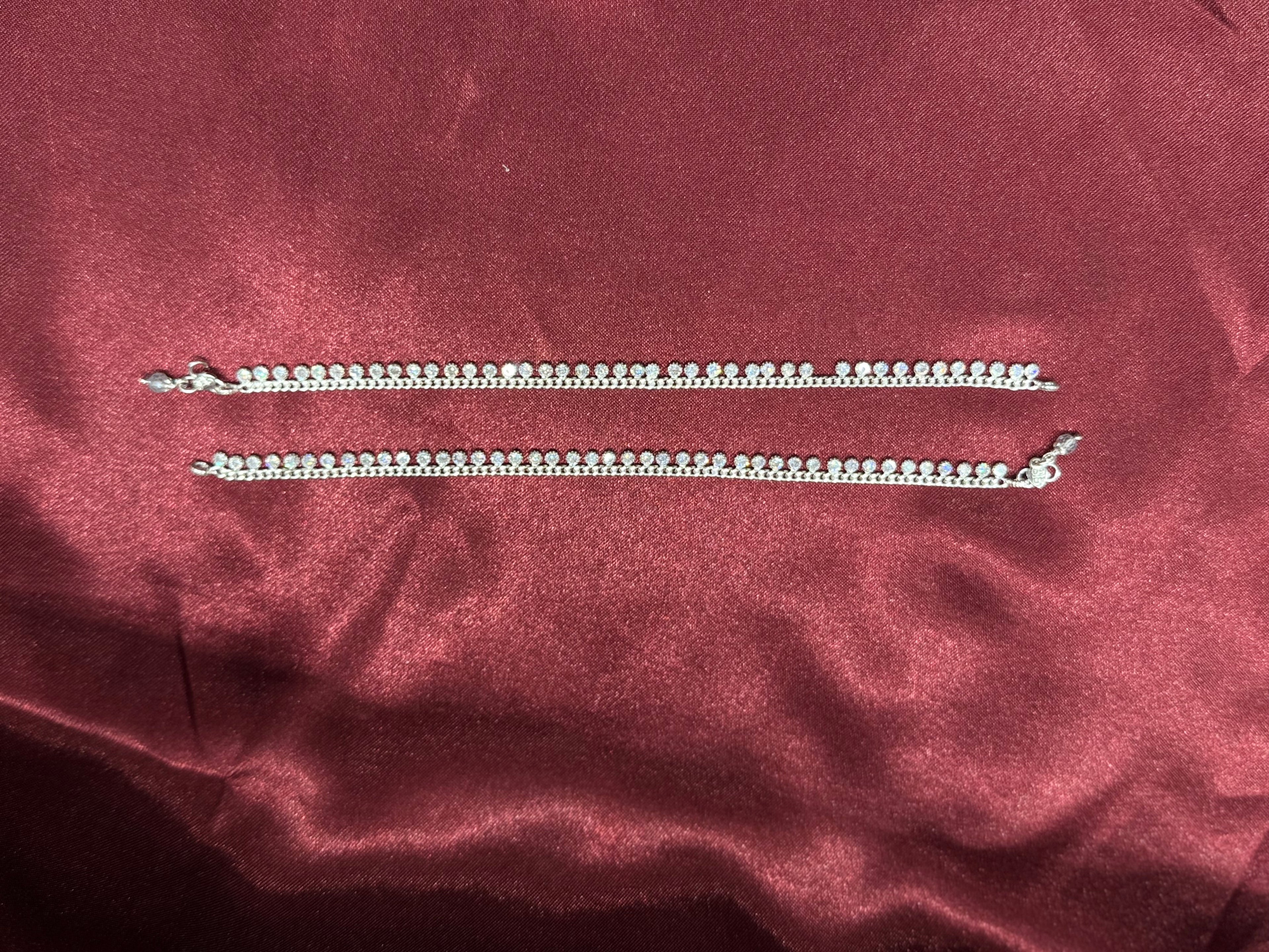 Fancy kids silver anklets with row of CZ diamond stones (Size: 4-5 year old)