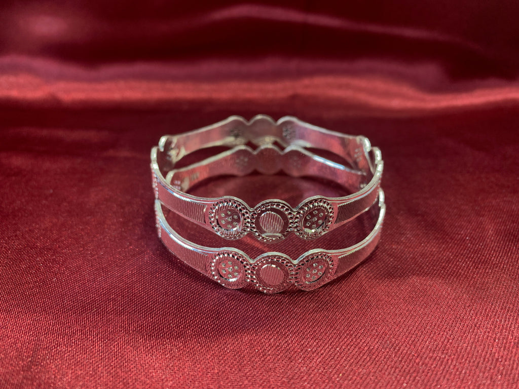 Traditional silver bangles B7