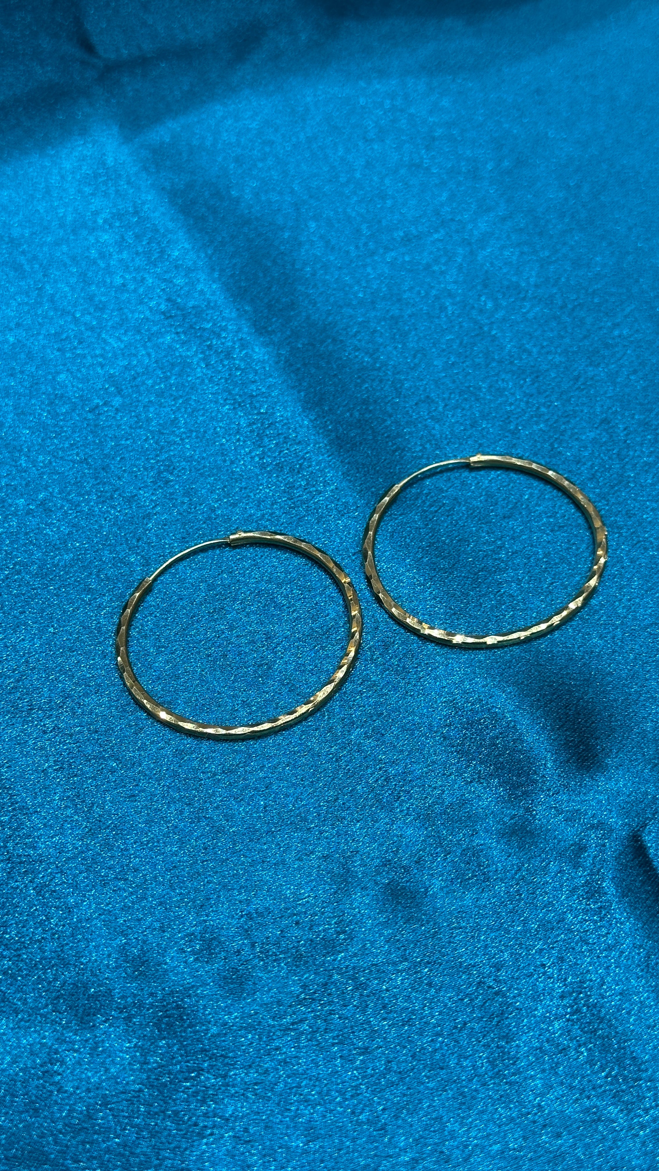 22K Gold Plain Designer Hoops
