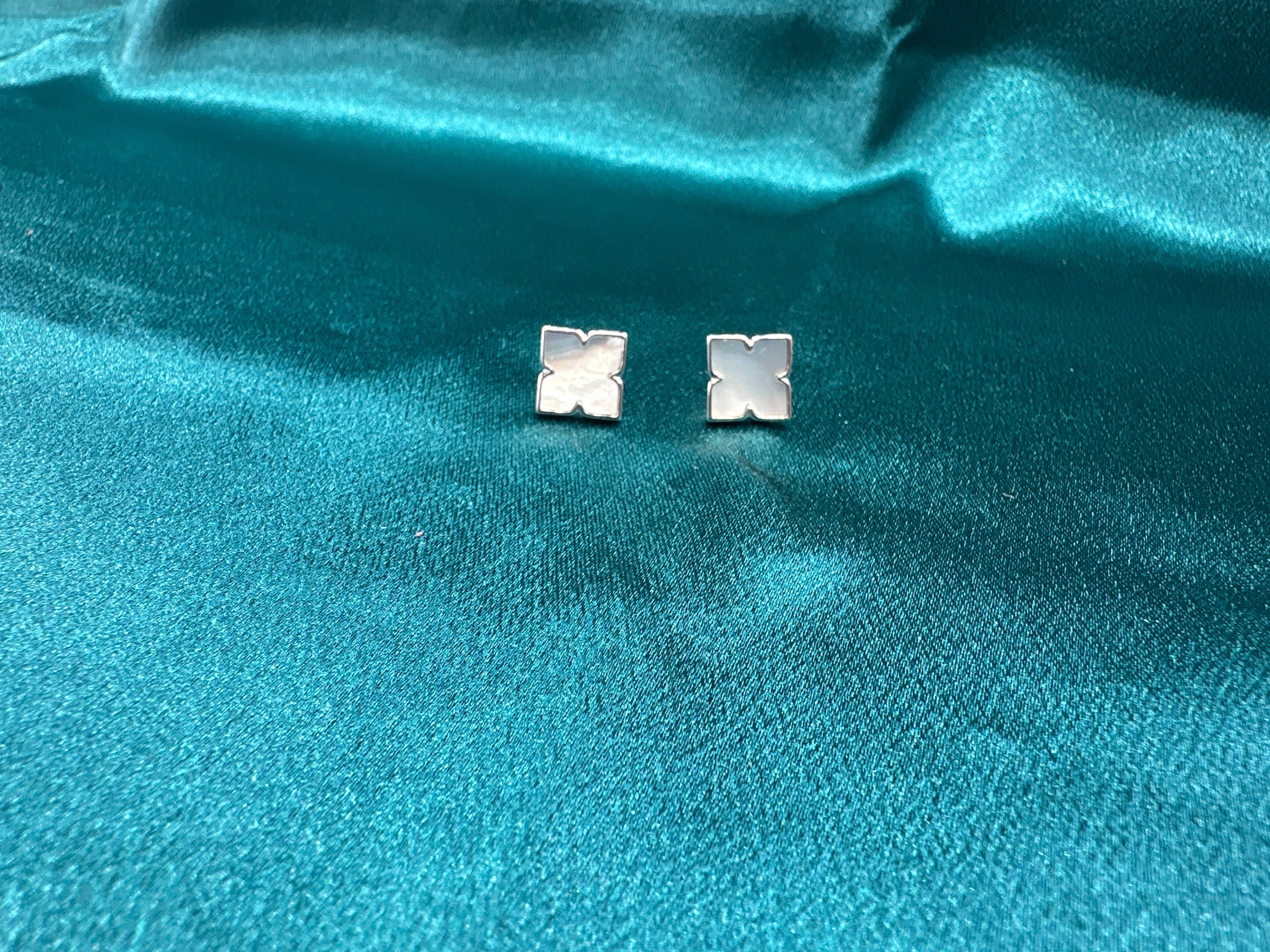 Women’s Fancy Silver pendant set