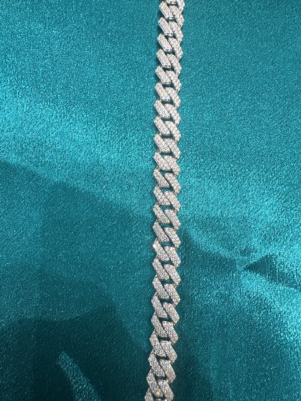 Men’s silver iced out silver 925 chain with CZ diamonds (9mm)