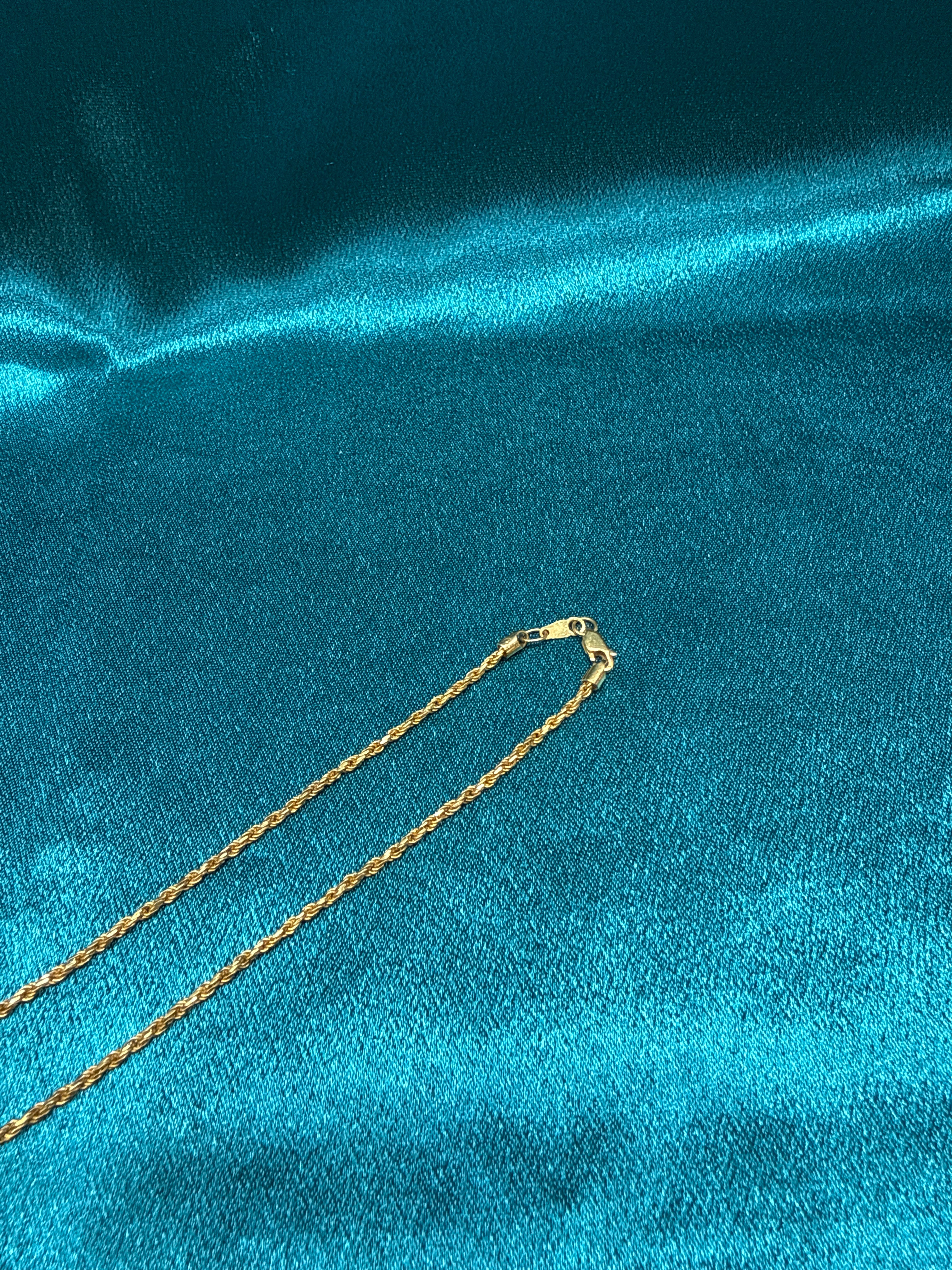 22K Gold Chain (Solid Rope Design)