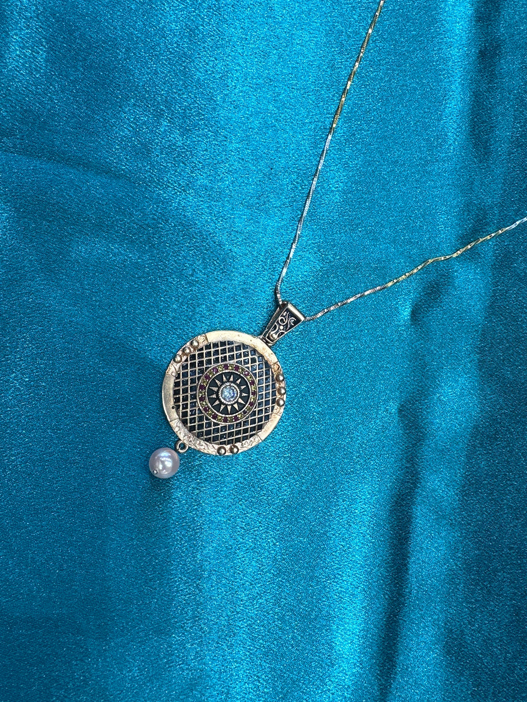 Women’s Fancy Silver pendant set