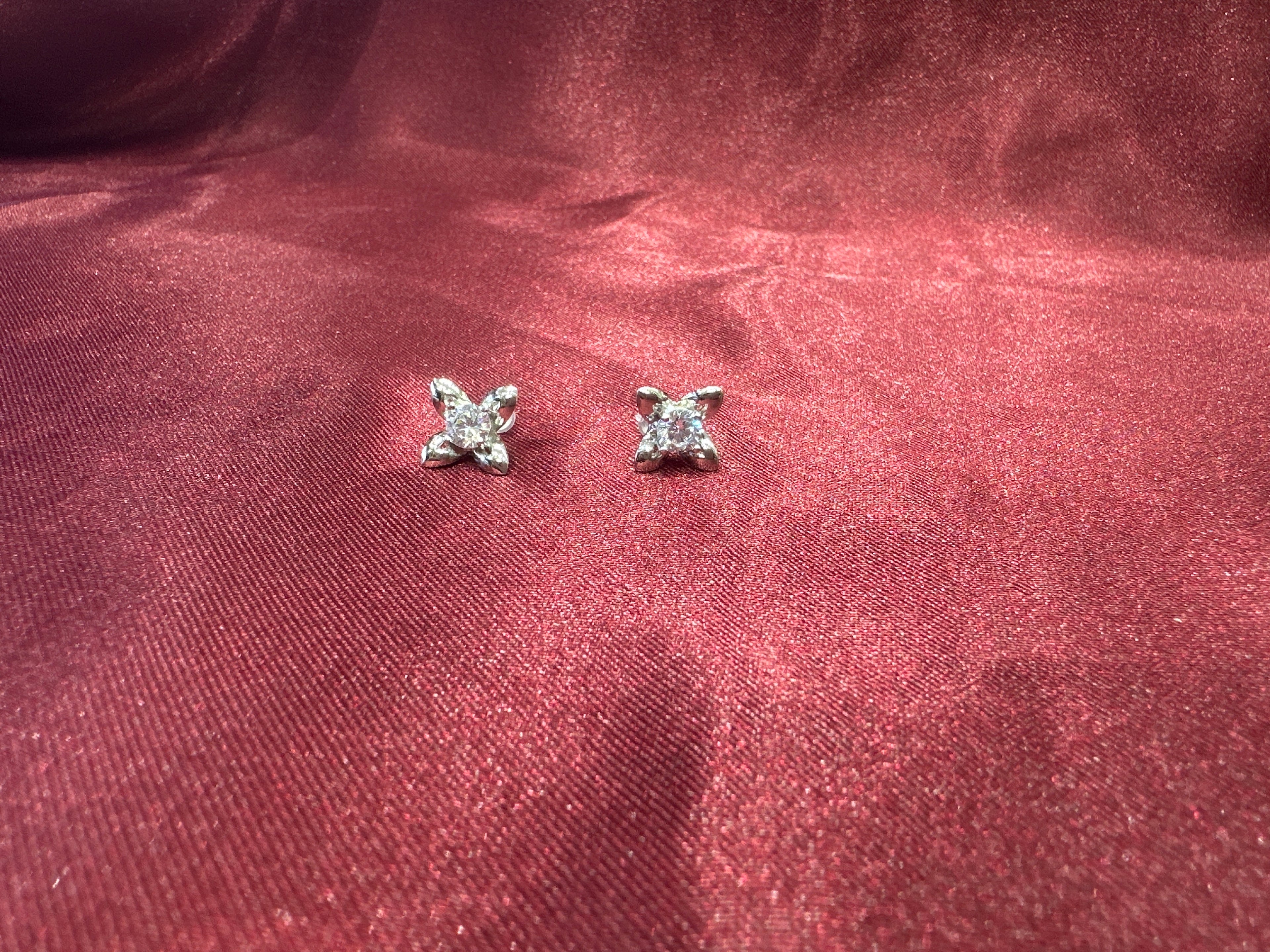 Women’s Fancy Silver pendant set