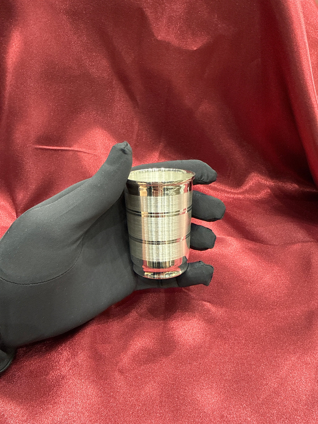 Light weight plain silver glass