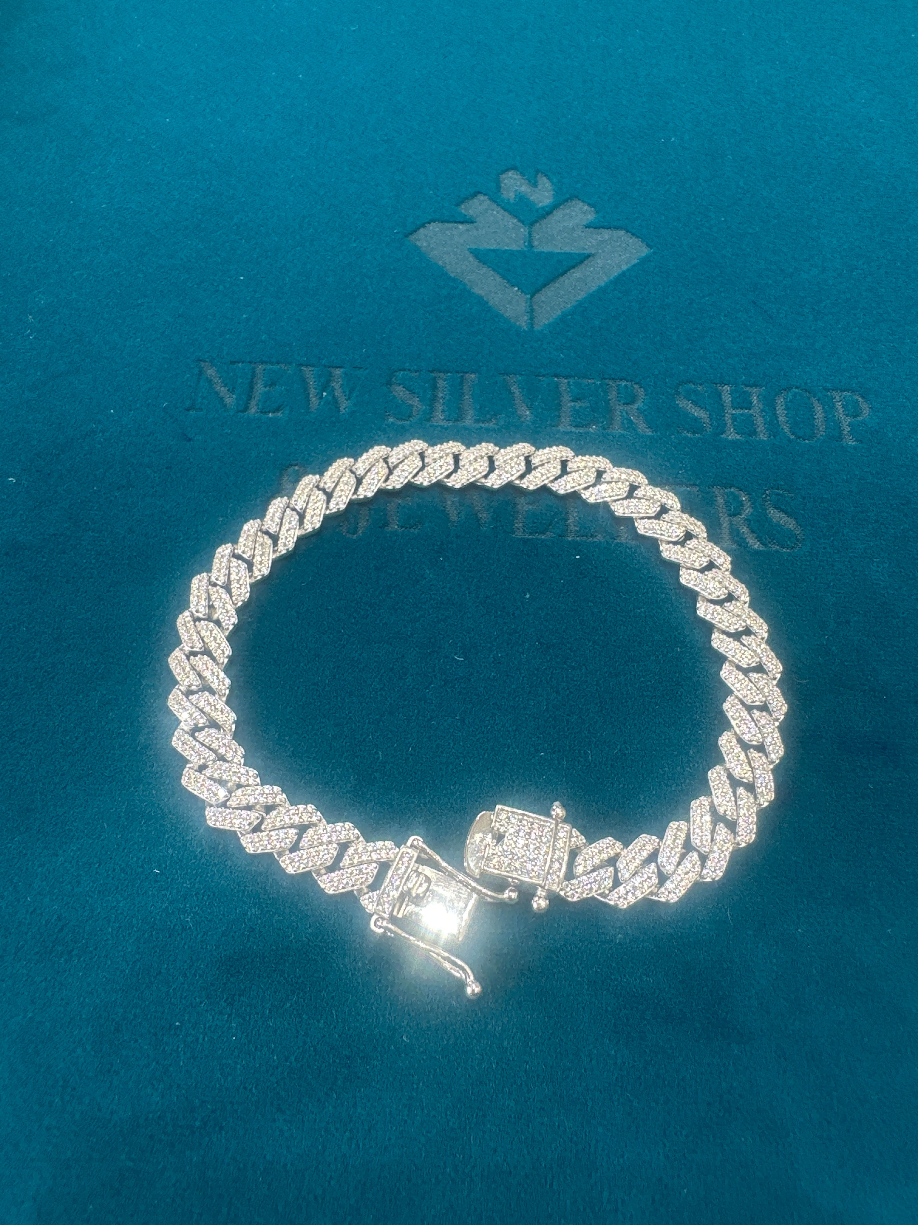 Men’s iced out silver 925 bracelet w/ CZ diamonds (8mm)