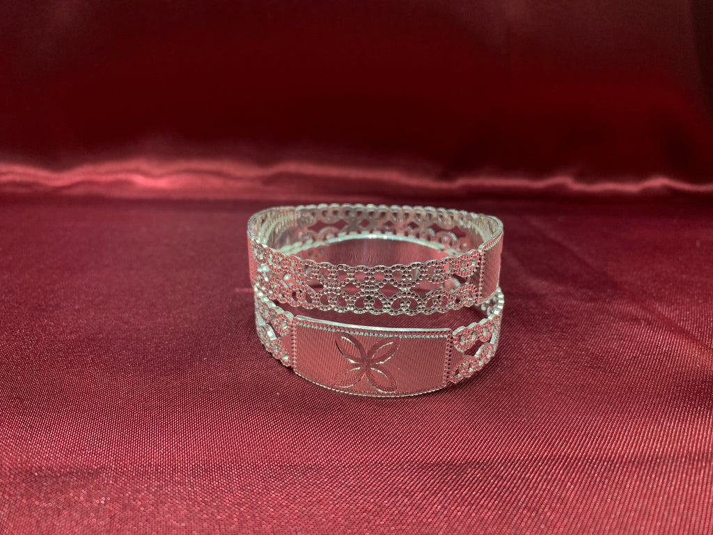 Traditional silver bangles B25