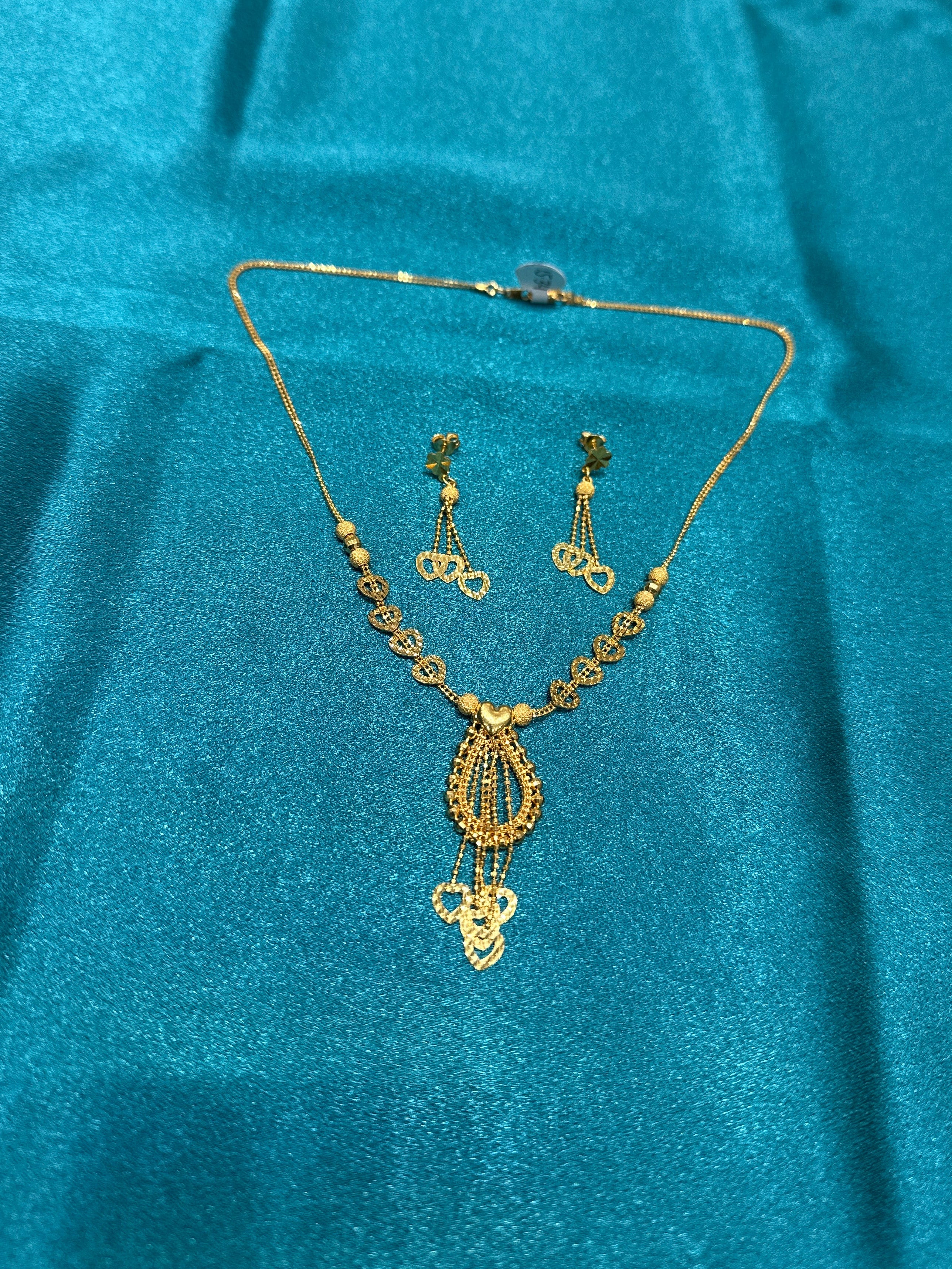 22k Gold Designer Necklace