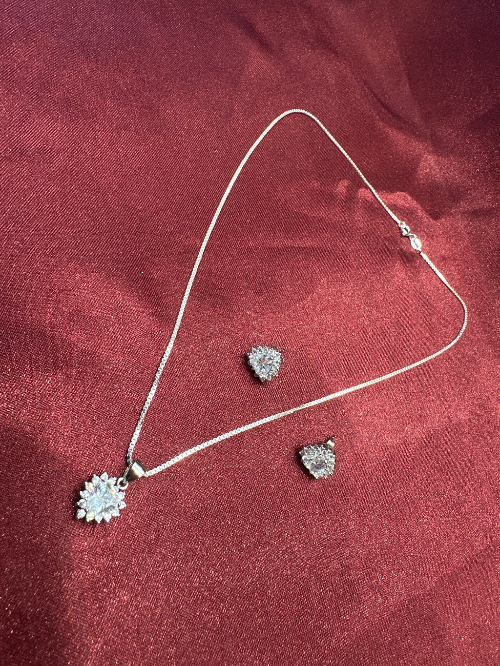 Women’s Fancy Silver pendant set