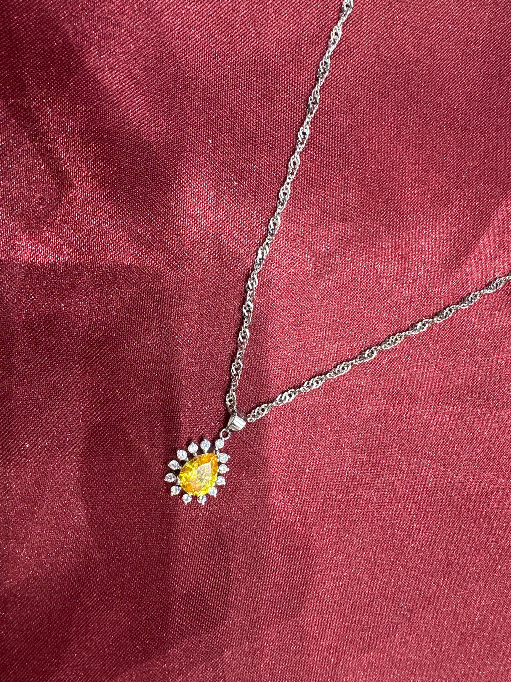 Women’s Fancy Silver pendant set