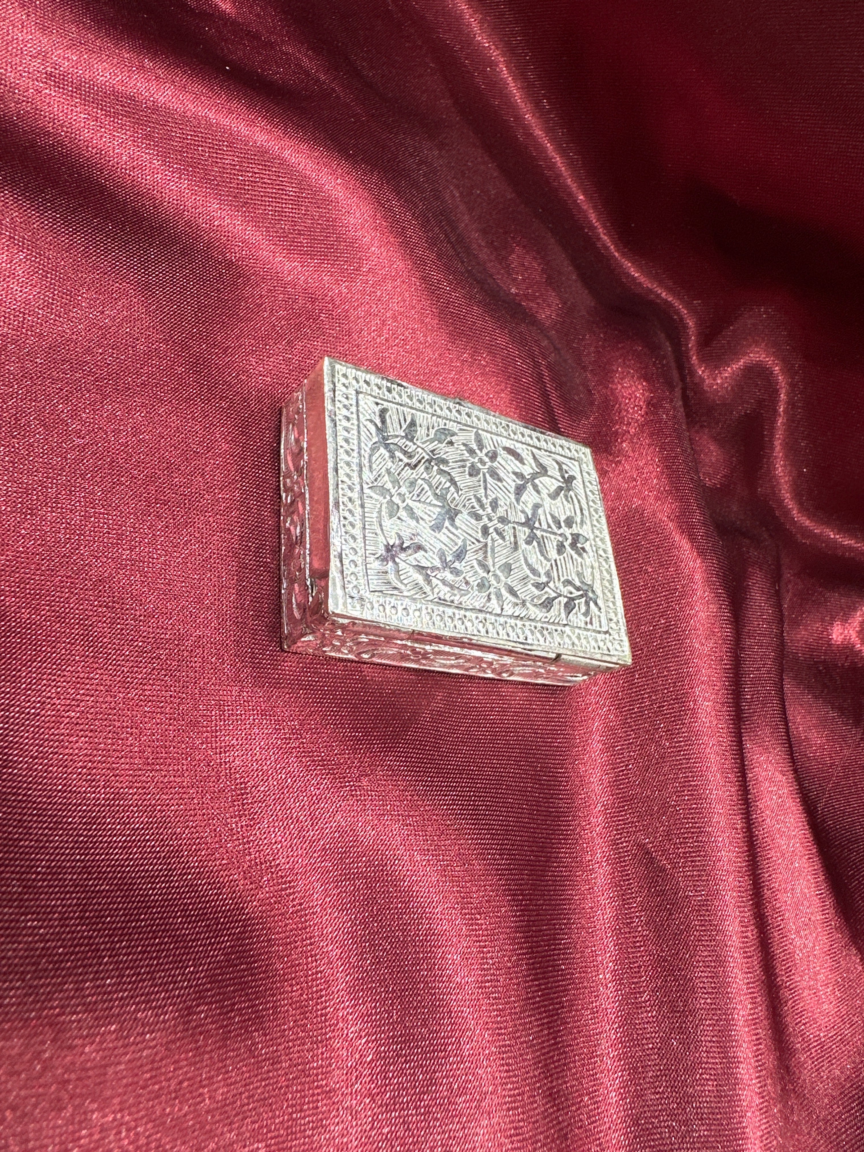 Silver designer box (Big)