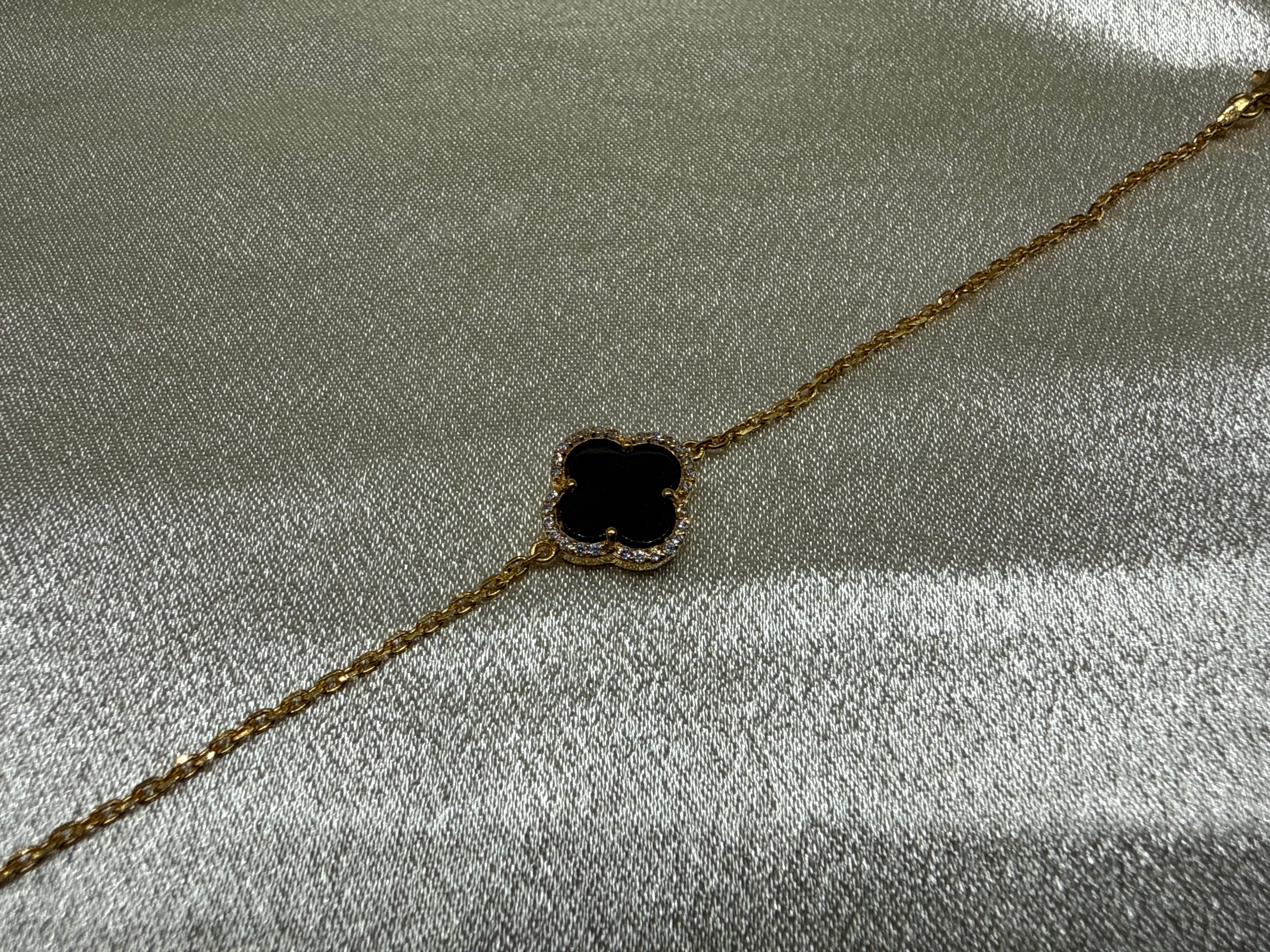 22k Gold Bracelet Single Black Clover With Stones