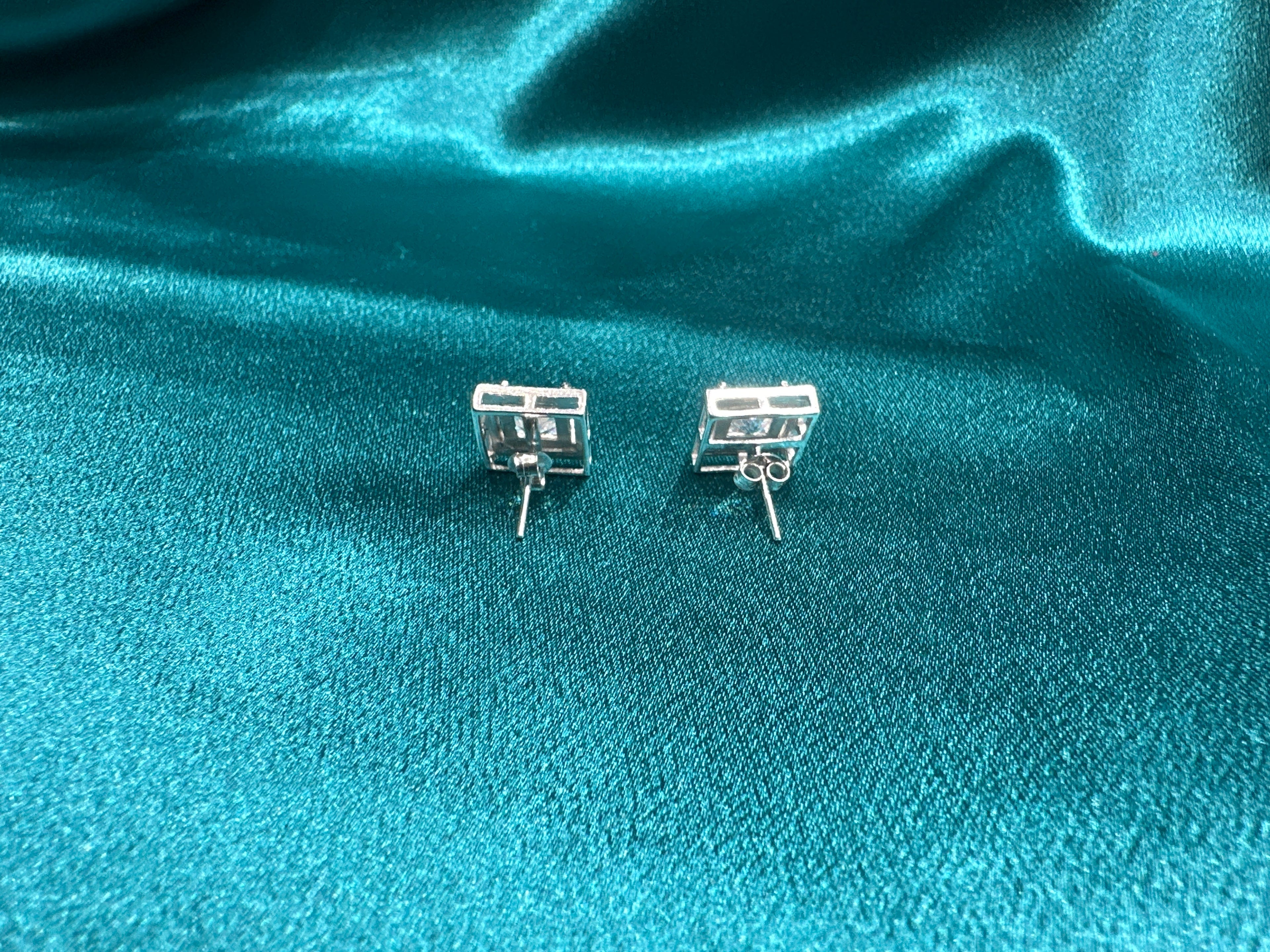 Women’s Fancy Silver Earrings